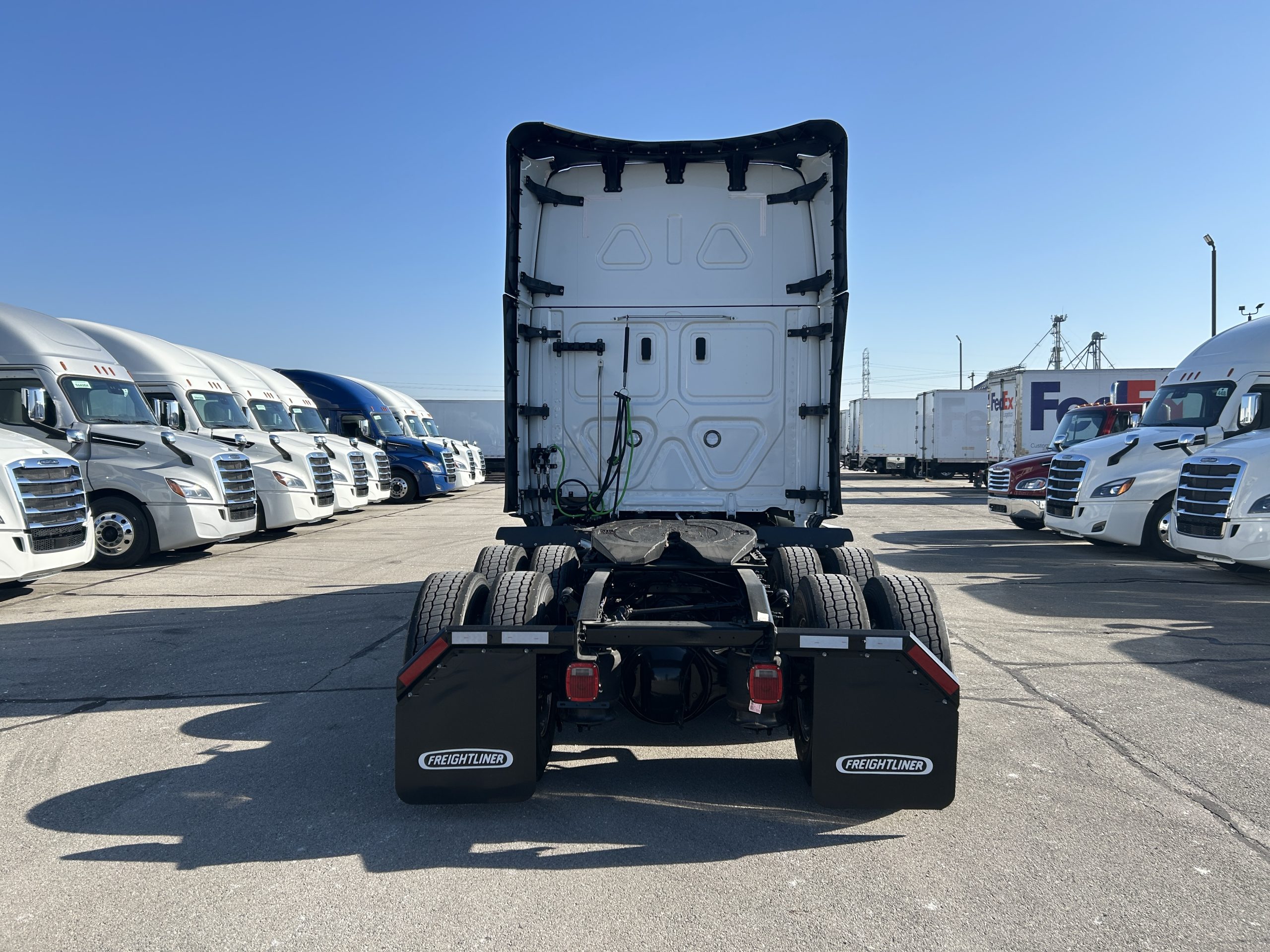 2026 Freightliner PT126SLP 068Rf00000VS9he 2026 Freightliner PT126SLP 068Rf00000VS9he