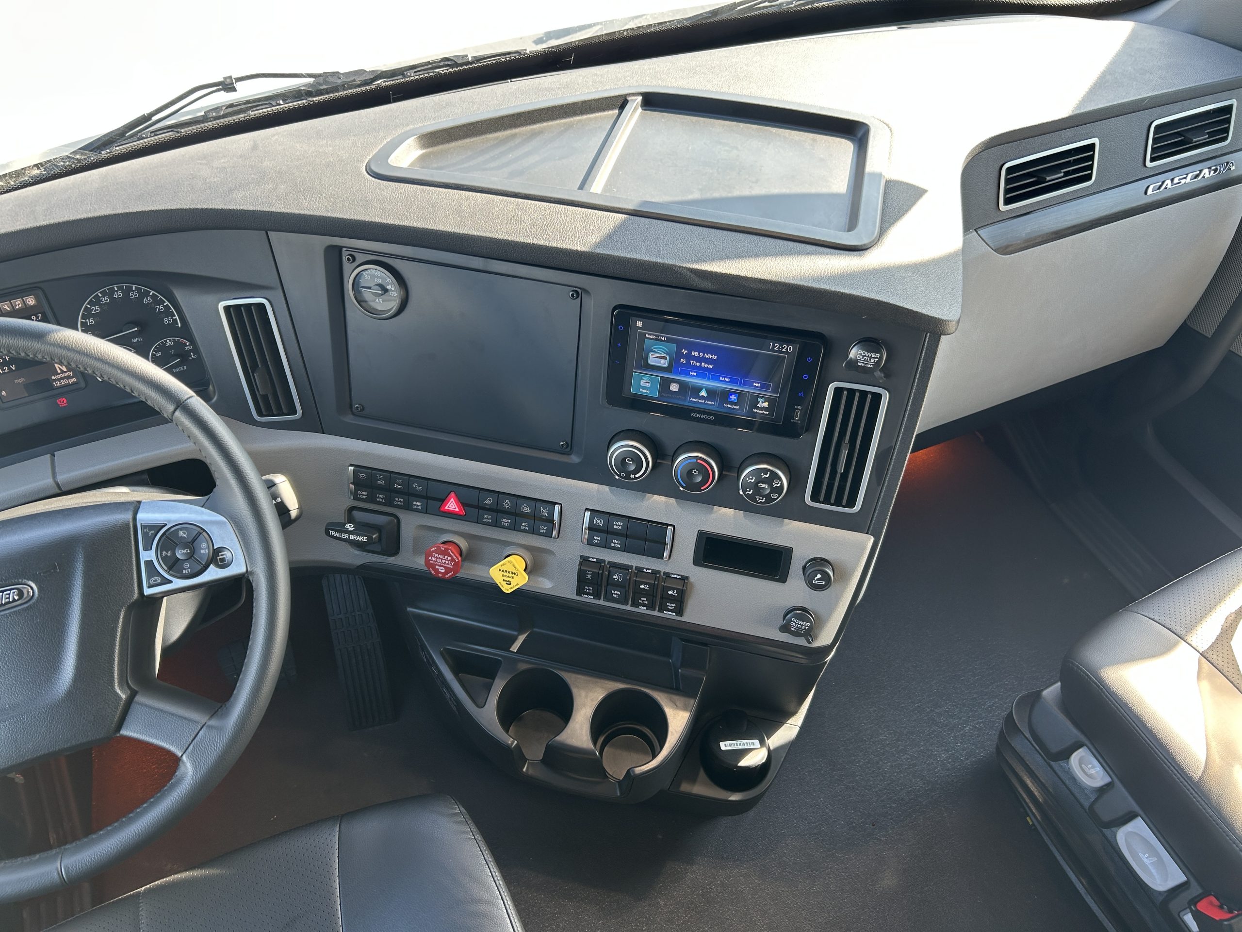 2026 Freightliner PT126SLP 068Rf00000VSBbN 2026 Freightliner PT126SLP 068Rf00000VSBbN