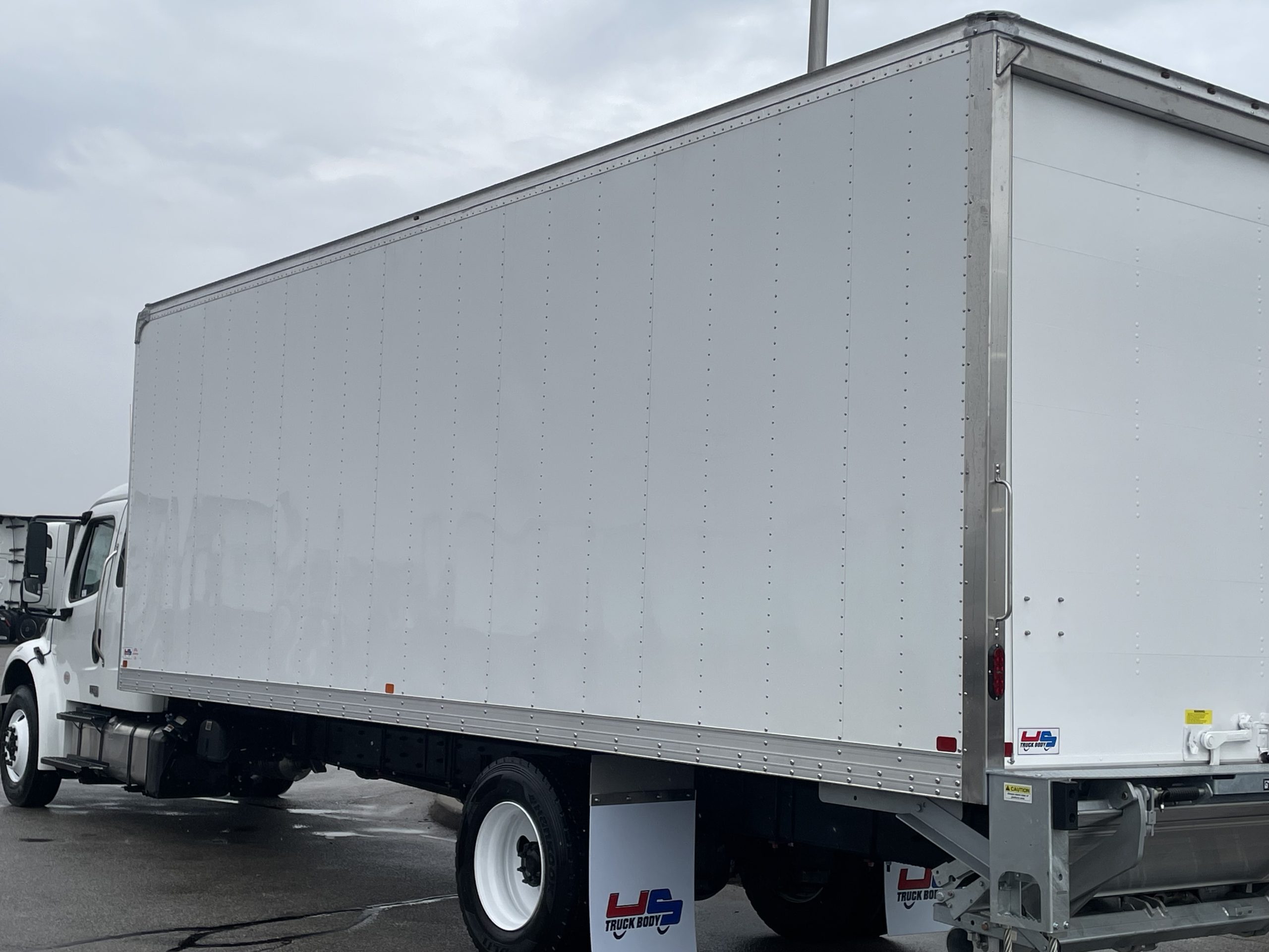 2026 Freightliner M2 106+ 068Rf00000VSZgv 2026 Freightliner M2 106+ 068Rf00000VSZgv