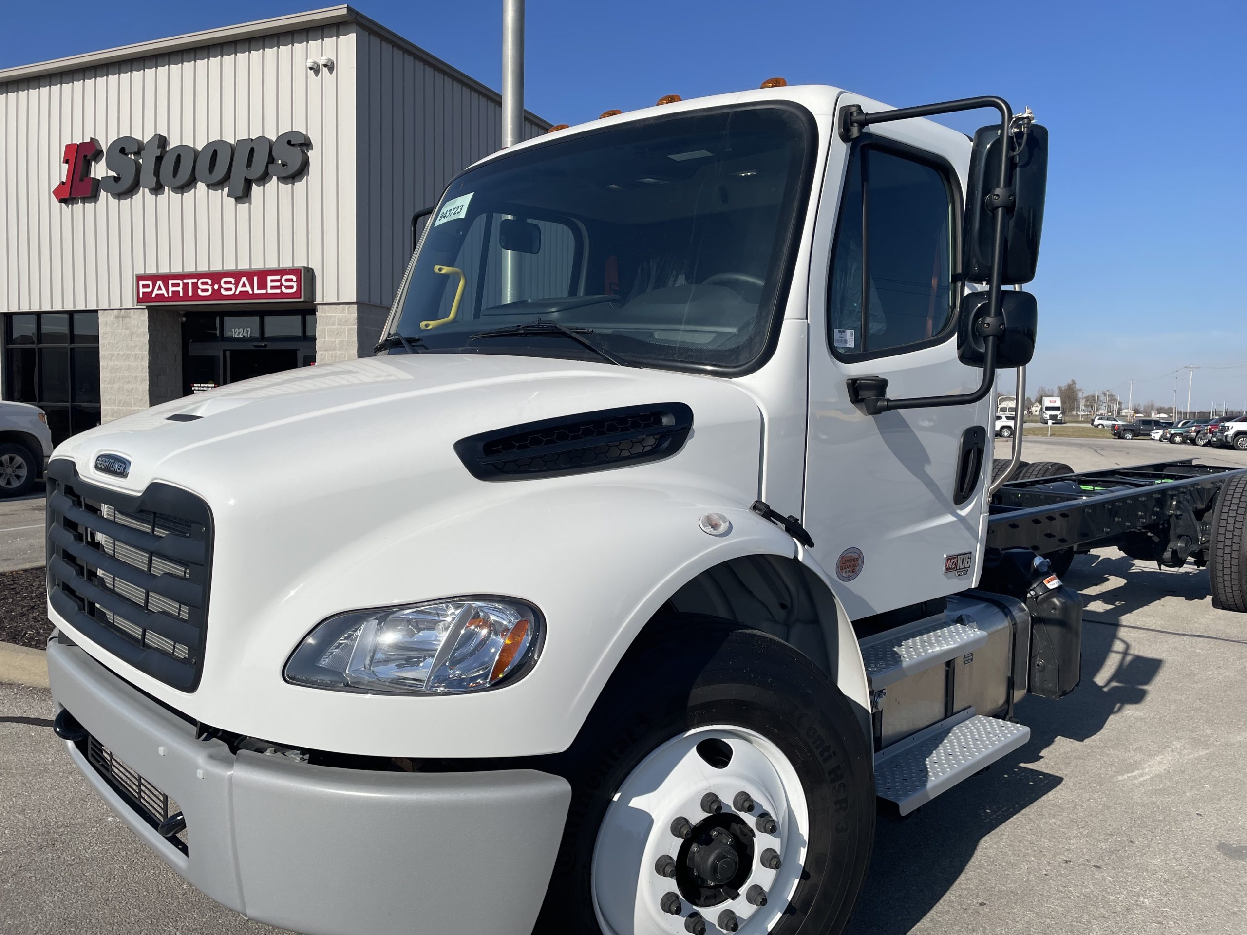 2026 Freightliner M2 106+ - image 6 of 6