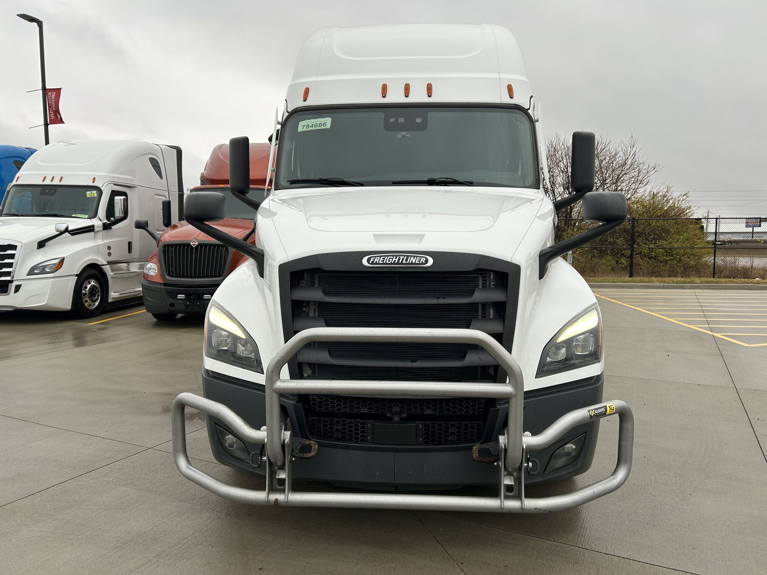 2023 Freightliner PT126SLP - image 2 of 6