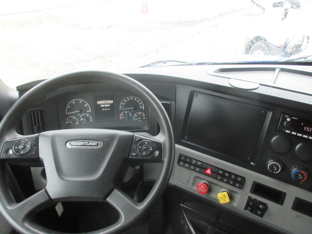 2022 Freightliner PT126 2022 Freightliner PT126 - image 5 of 6