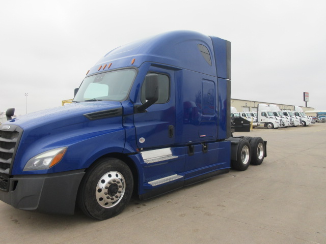 2022 Freightliner PT126 2022 Freightliner PT126 - image 1 of 6