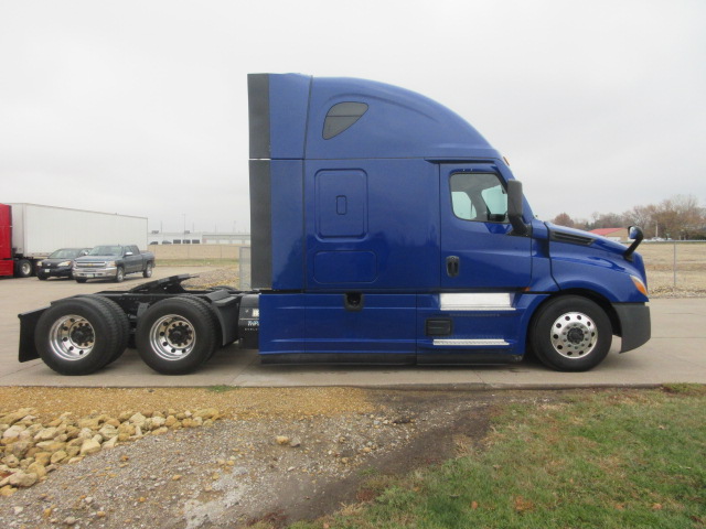 2022 Freightliner PT126 2022 Freightliner PT126 - image 6 of 6