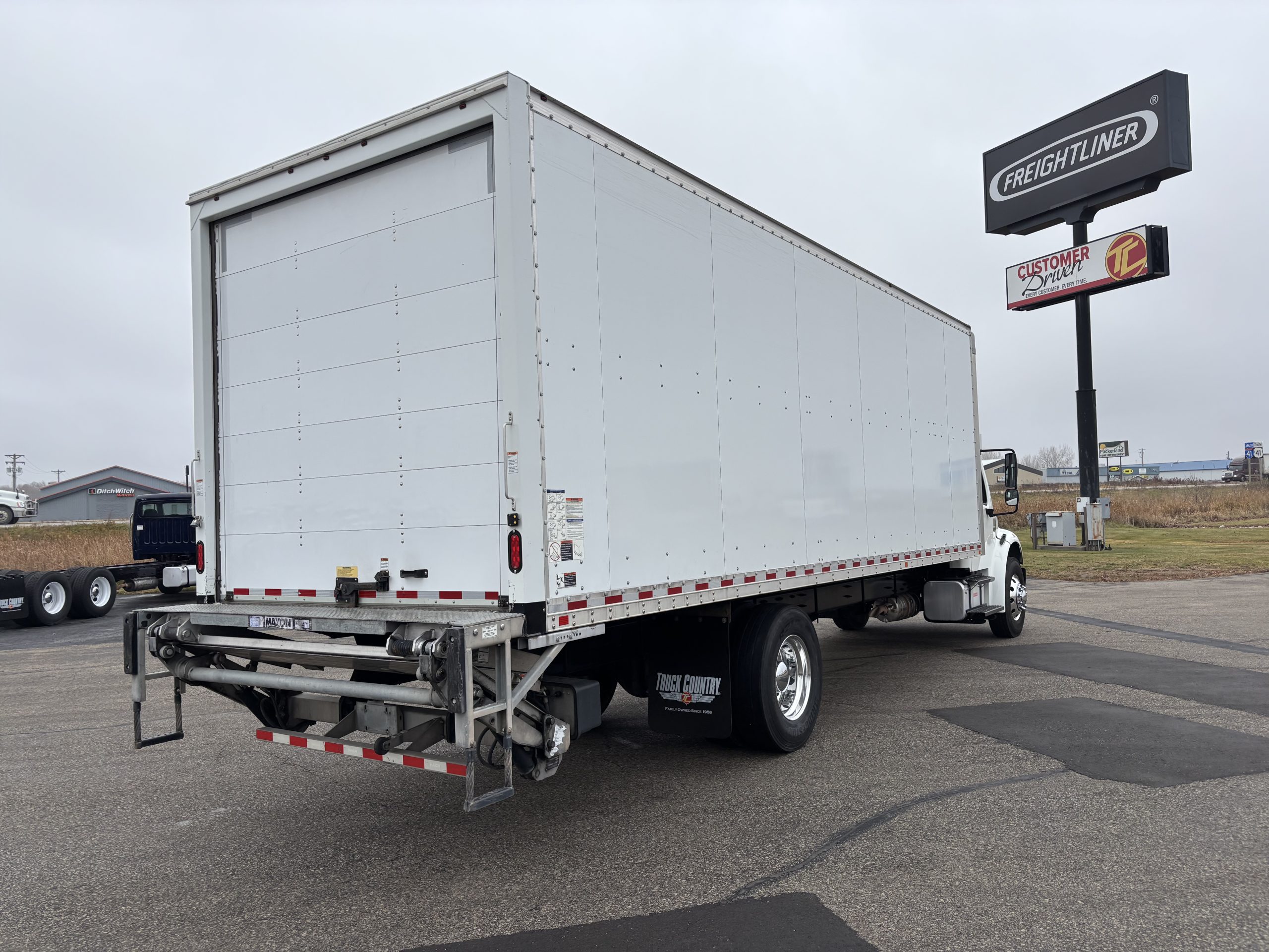 2019 Freightliner M260 - image 6 of 6