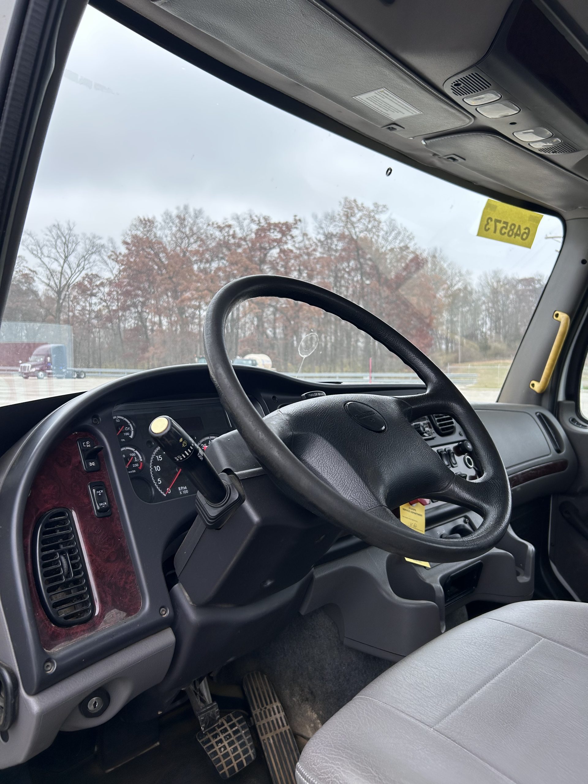 2020 Freightliner M2112 2020 Freightliner M2112 - image 4 of 5