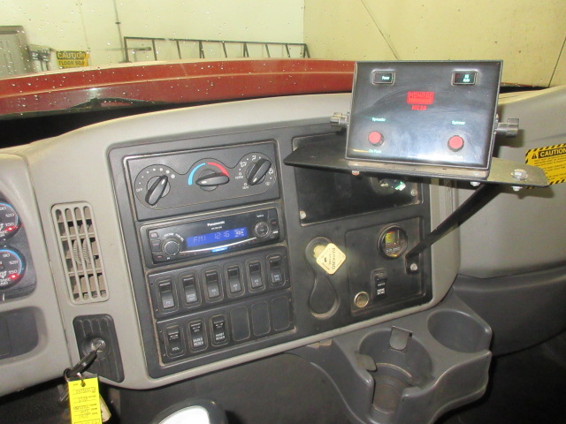 2011 International 7500SBA - image 5 of 6