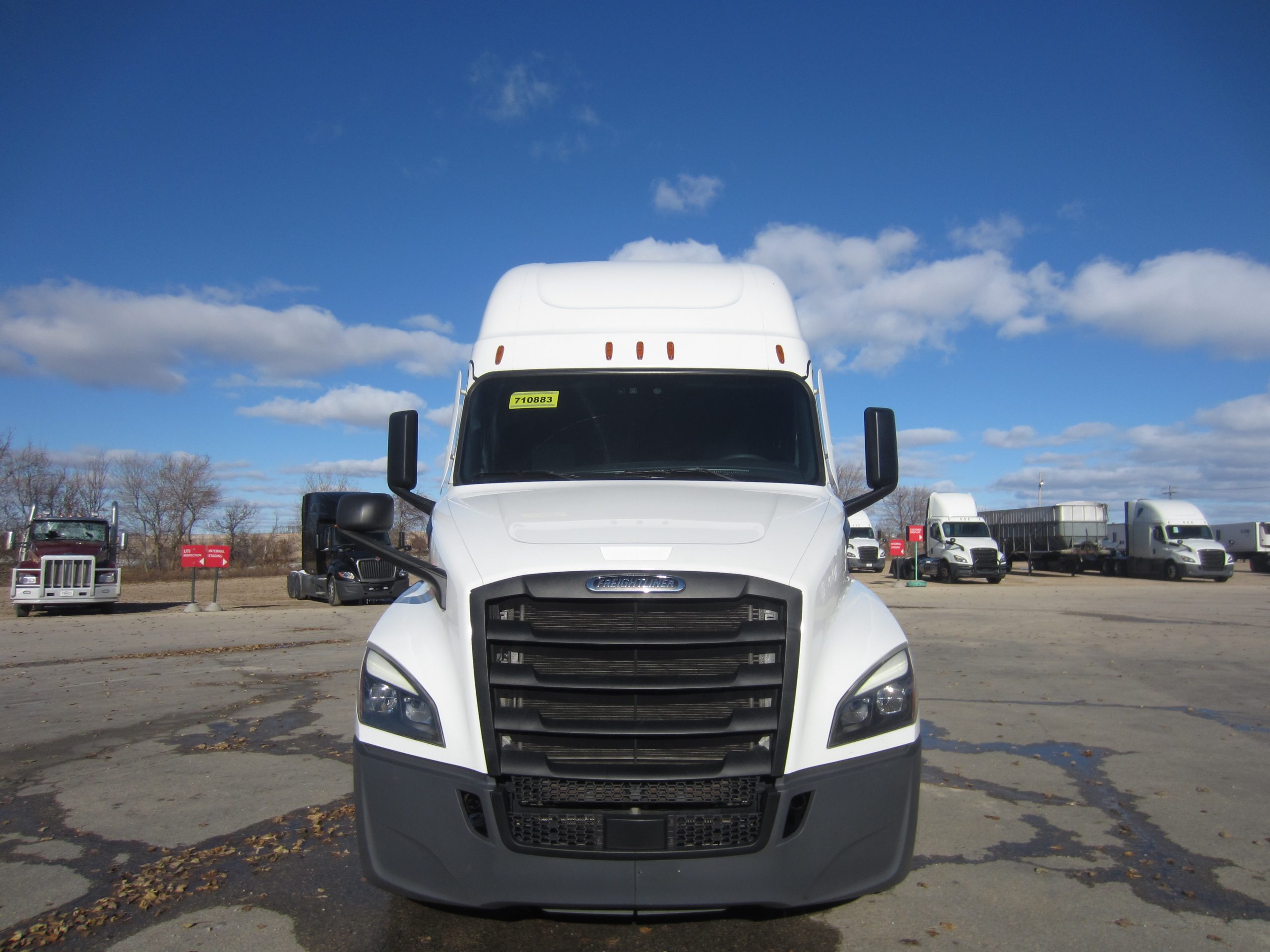 2022 Freightliner PT126 2022 Freightliner PT126 - image 2 of 6