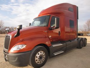 2022 International LT625 068Rf00000VbnXl