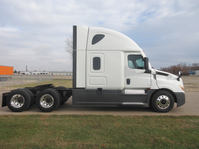 2023 Freightliner PT126 2023 Freightliner PT126 - image 6 of 6