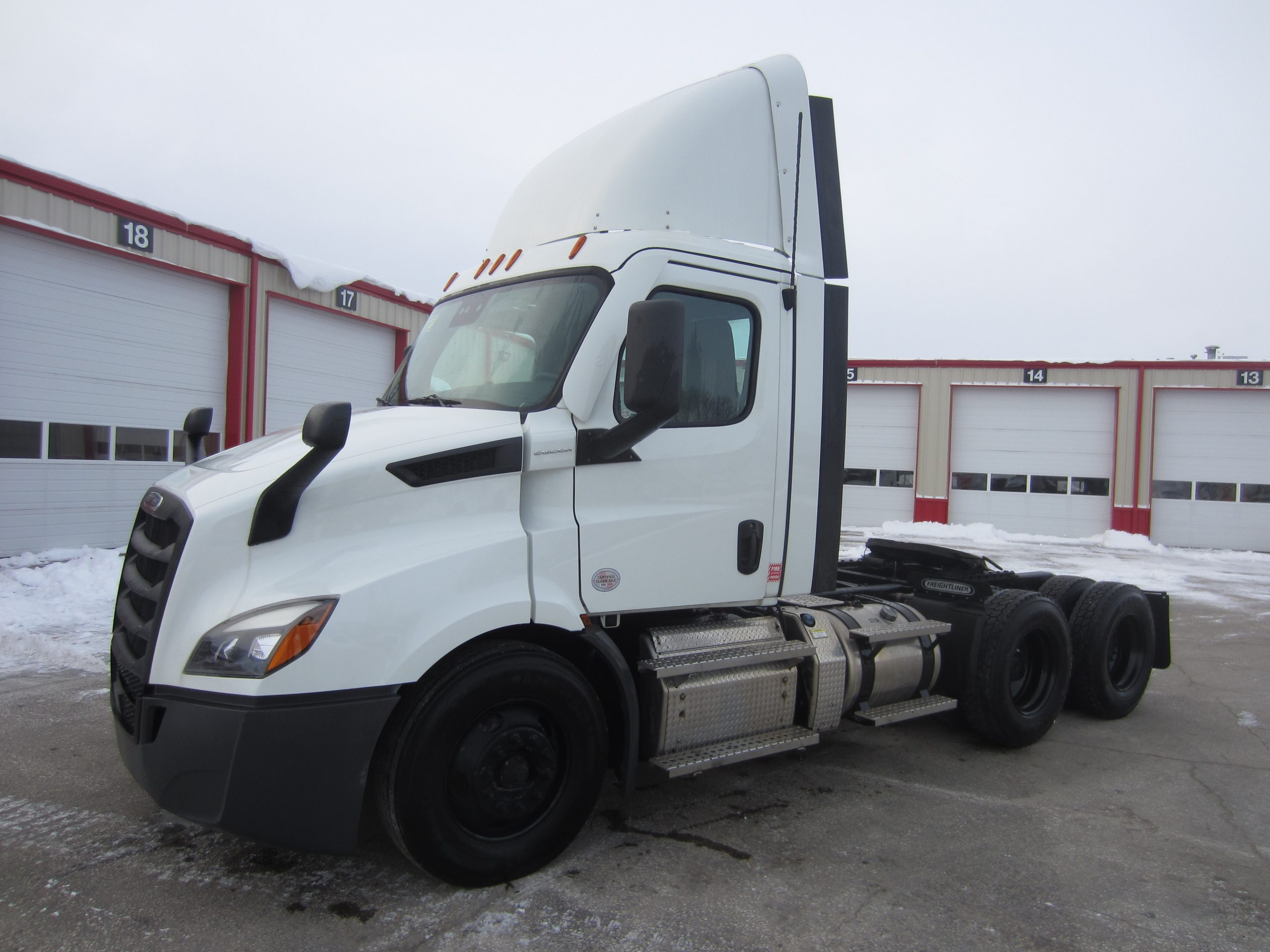 2021 Freightliner PE116 - image 1 of 6