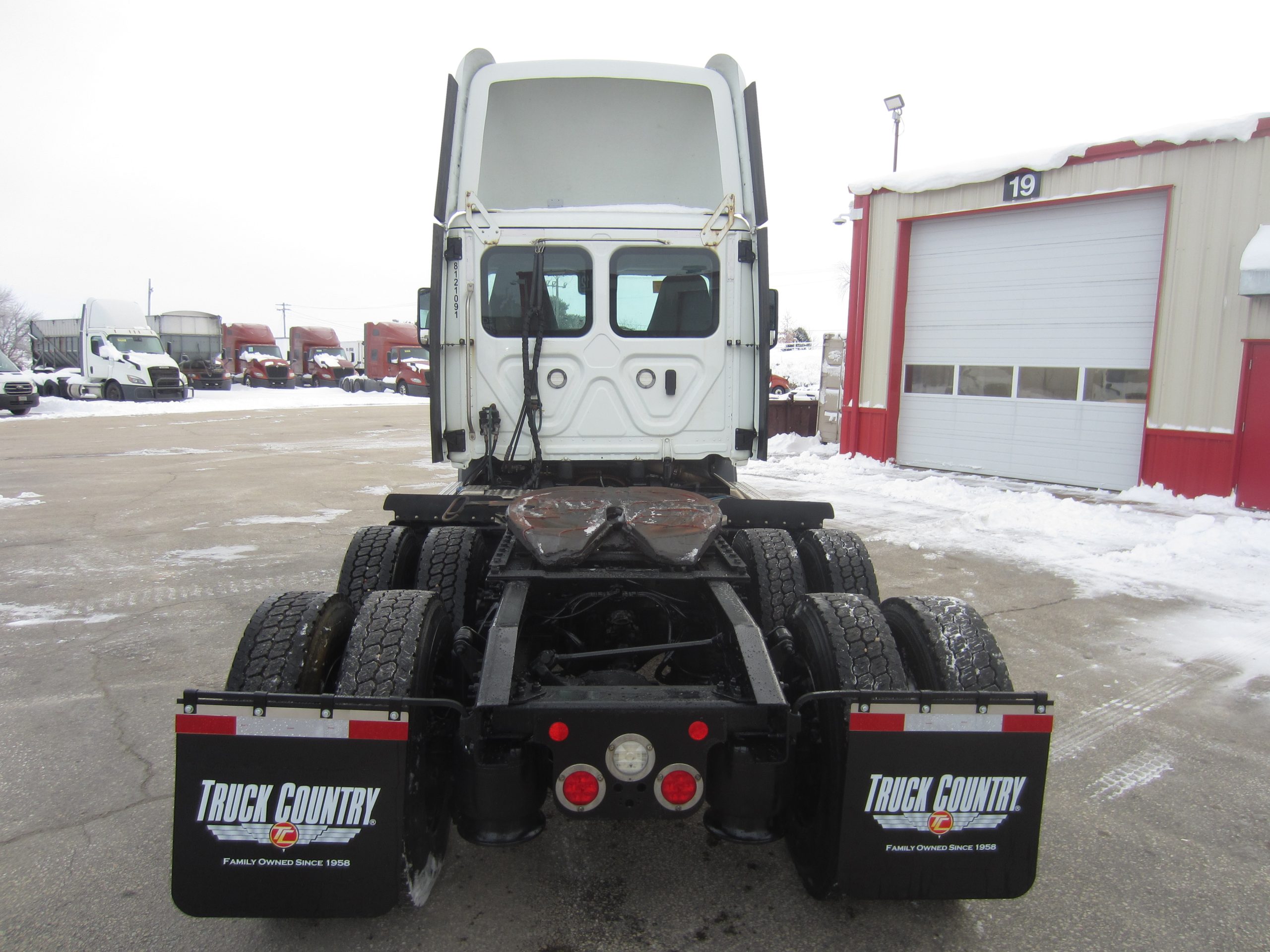 2021 Freightliner PE116 - image 4 of 6