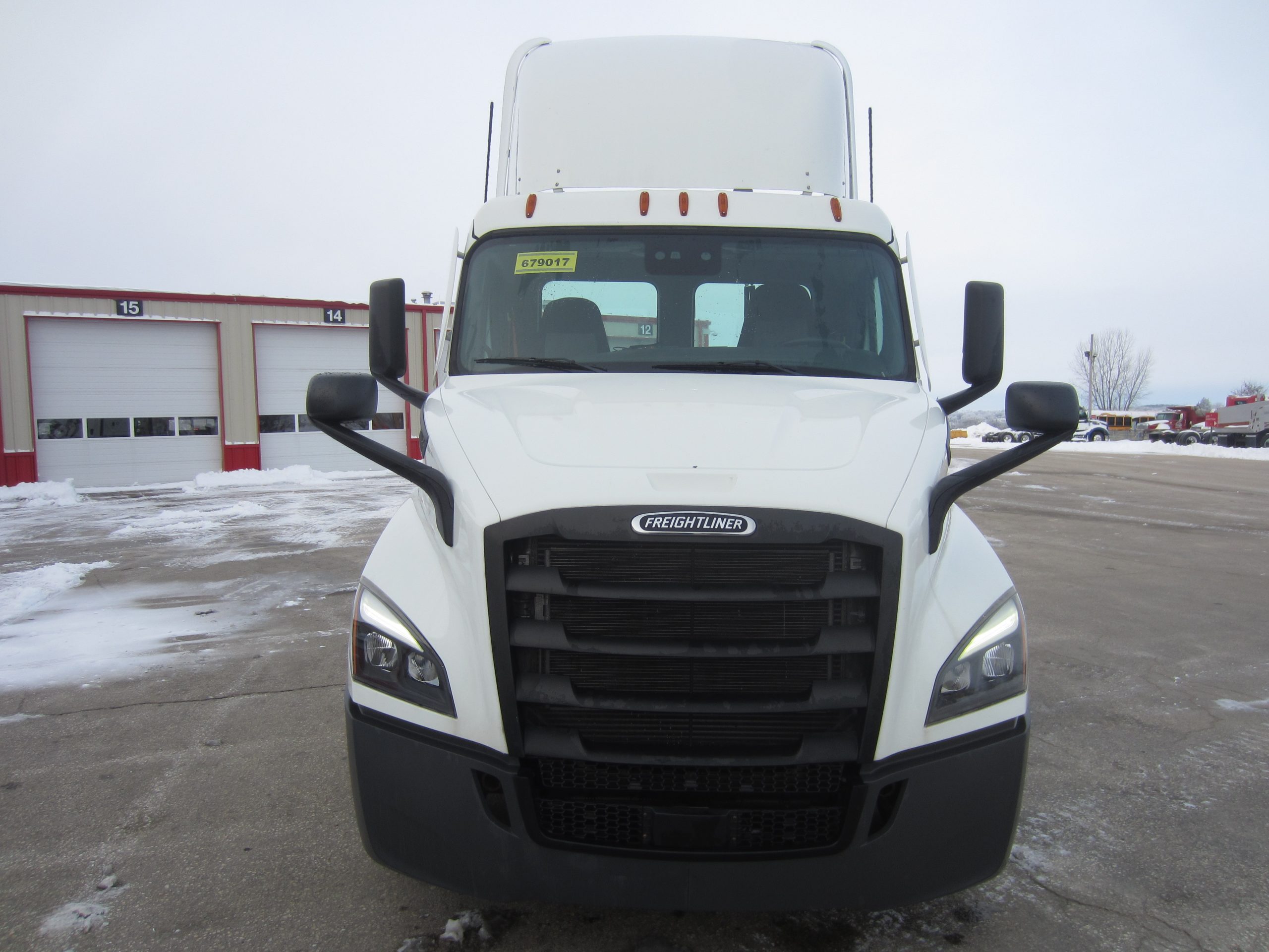 2021 Freightliner PE116 - image 2 of 6