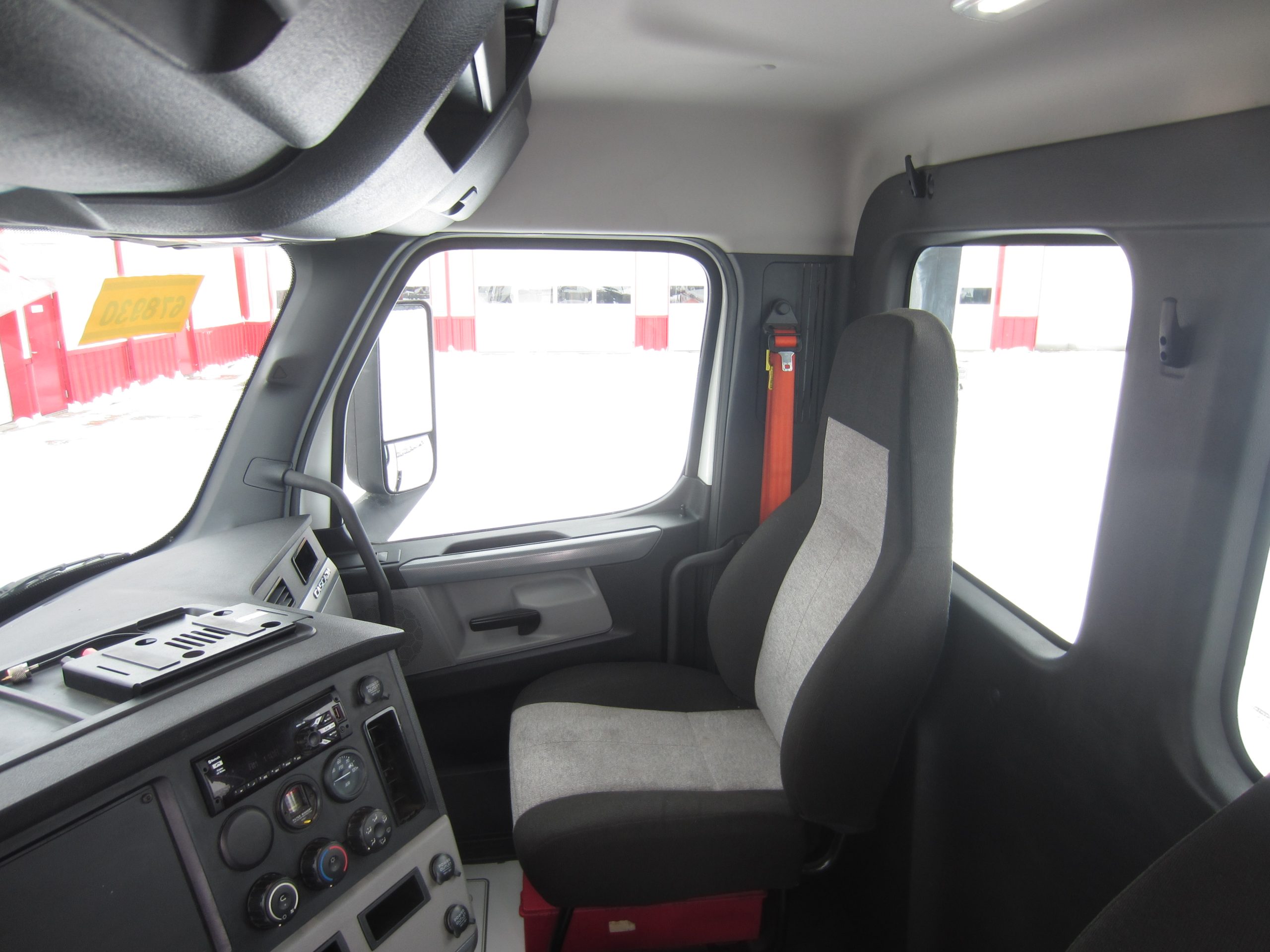 2021 Freightliner PE116 - image 6 of 6