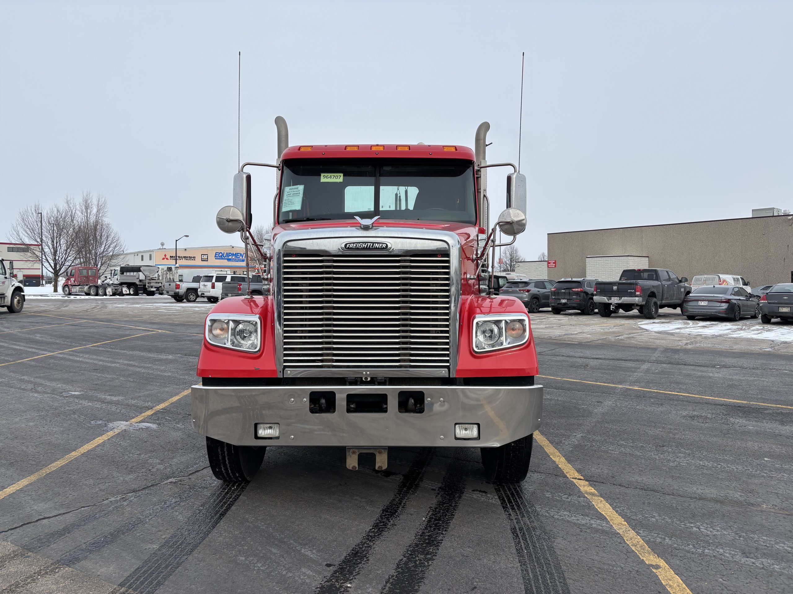 2019 Freightliner 122SD 2019 Freightliner 122SD - image 2 of 6