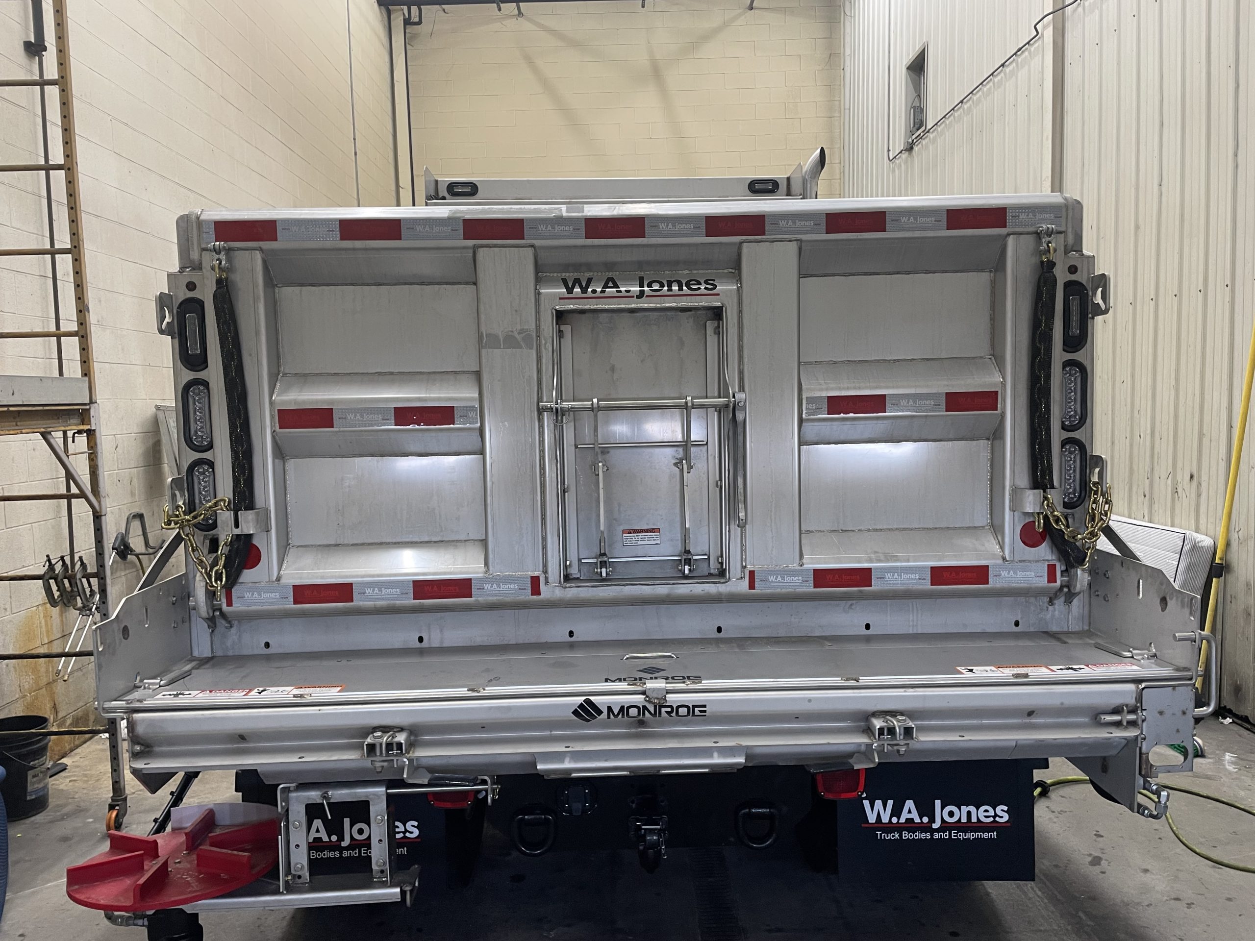 2026 Freightliner 108SD+ 2026 Freightliner 108SD+ - image 6 of 6