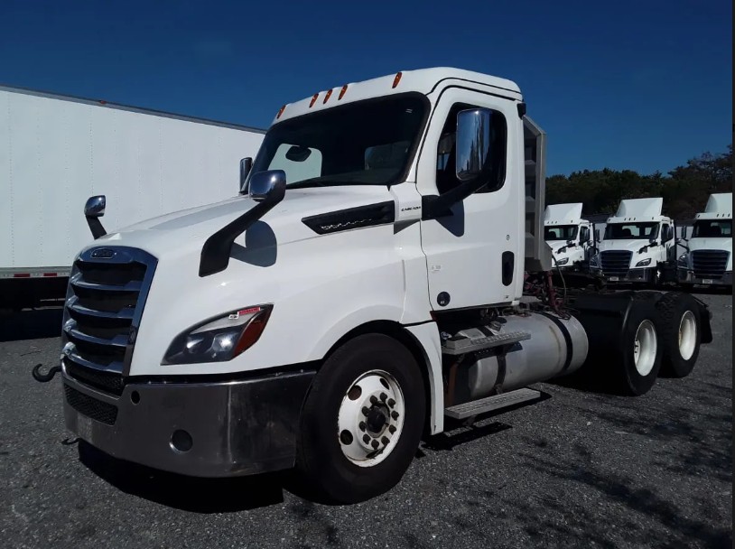 2019 Freightliner PT126DC - image 1 of 2