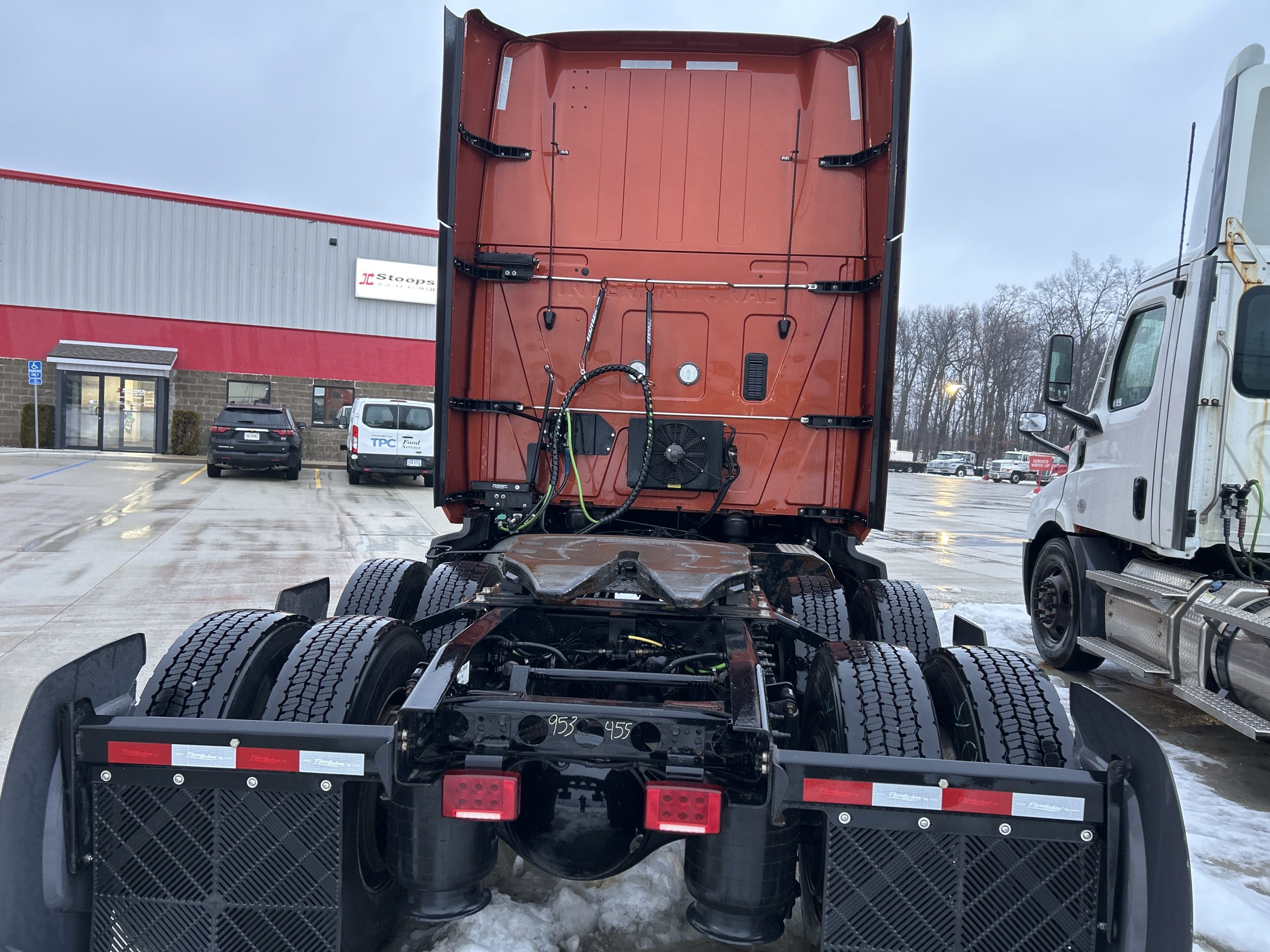 2022 International LT625 2022 International LT625 - image 3 of 6