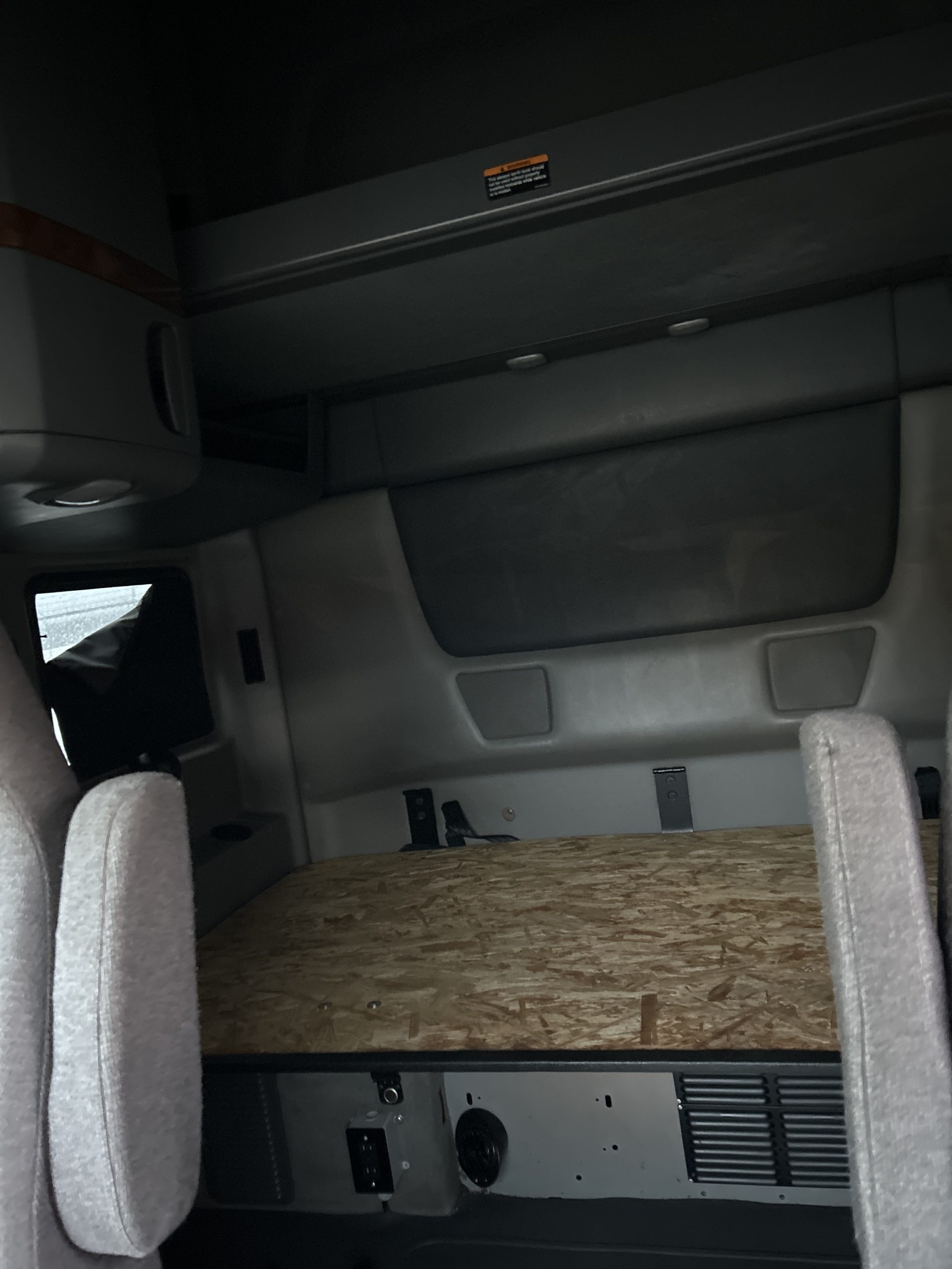 2022 International LT625 2022 International LT625 - image 5 of 6