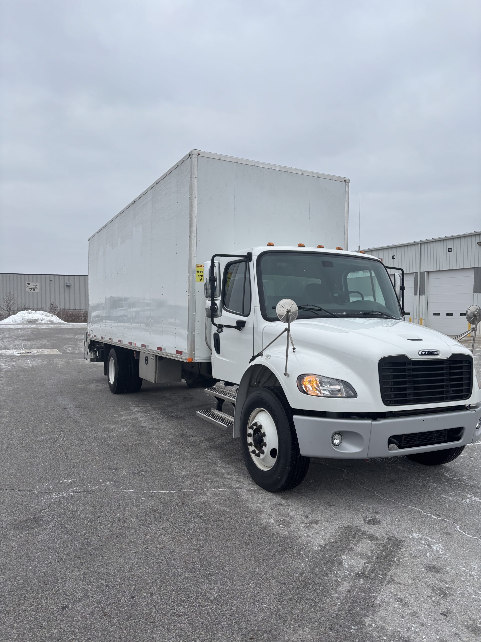 2021 Freightliner M2 106 2021 Freightliner M2 106 - image 3 of 6