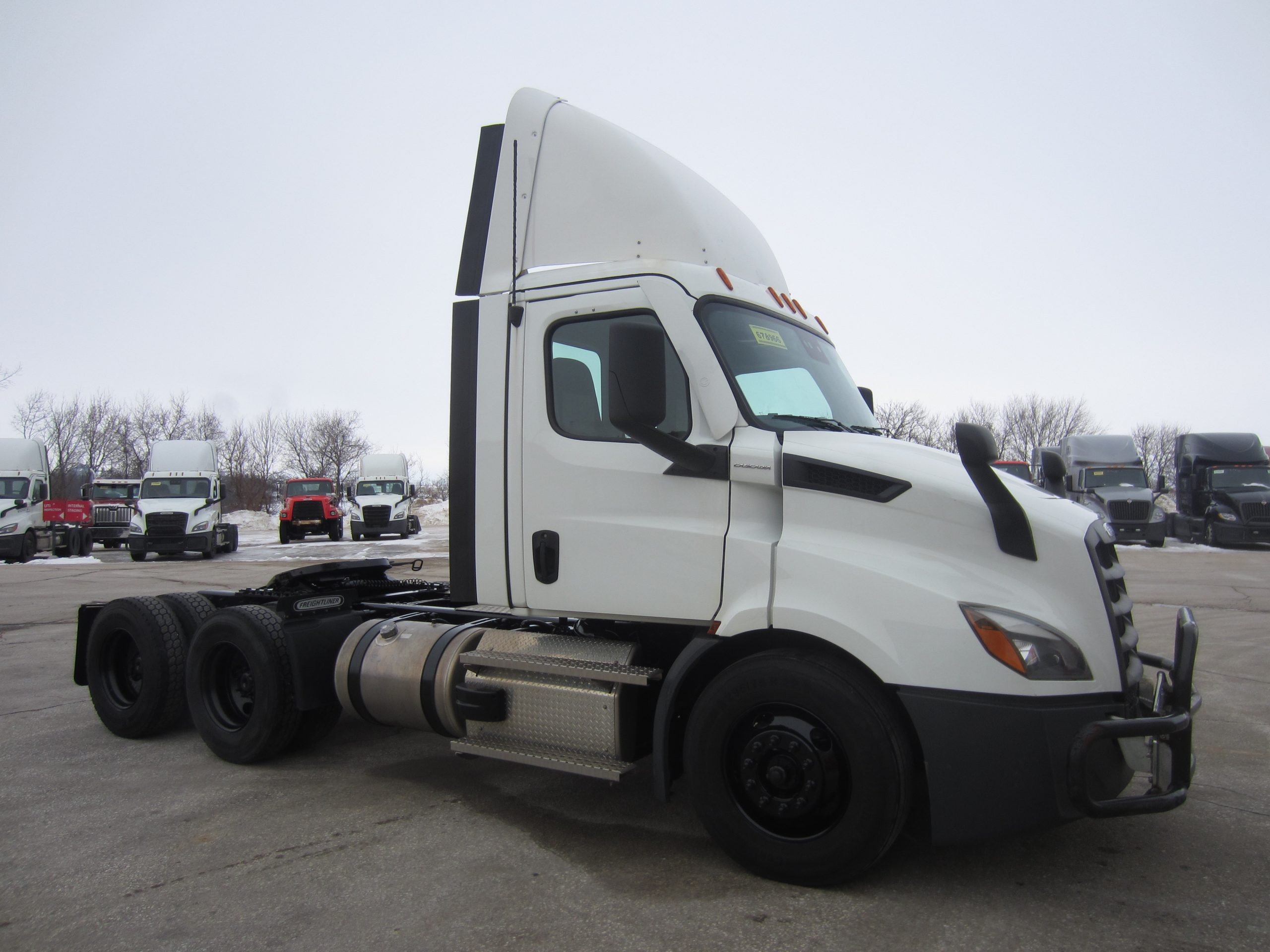 2021 Freightliner PE116 068Rf00000XLo6s 2021 Freightliner PE116 068Rf00000XLo6s