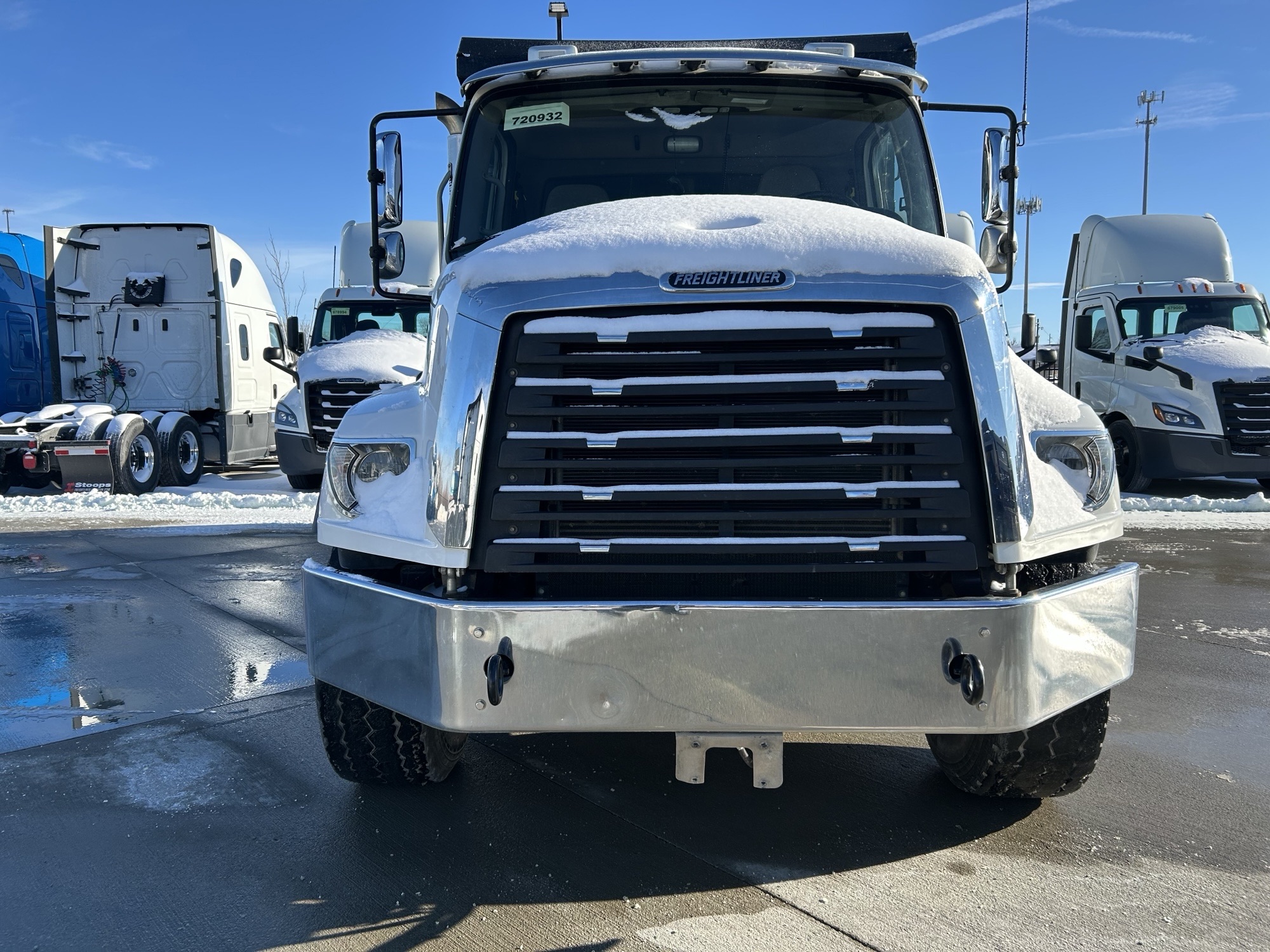 2022 Freightliner 114SD 2022 Freightliner 114SD - image 2 of 6