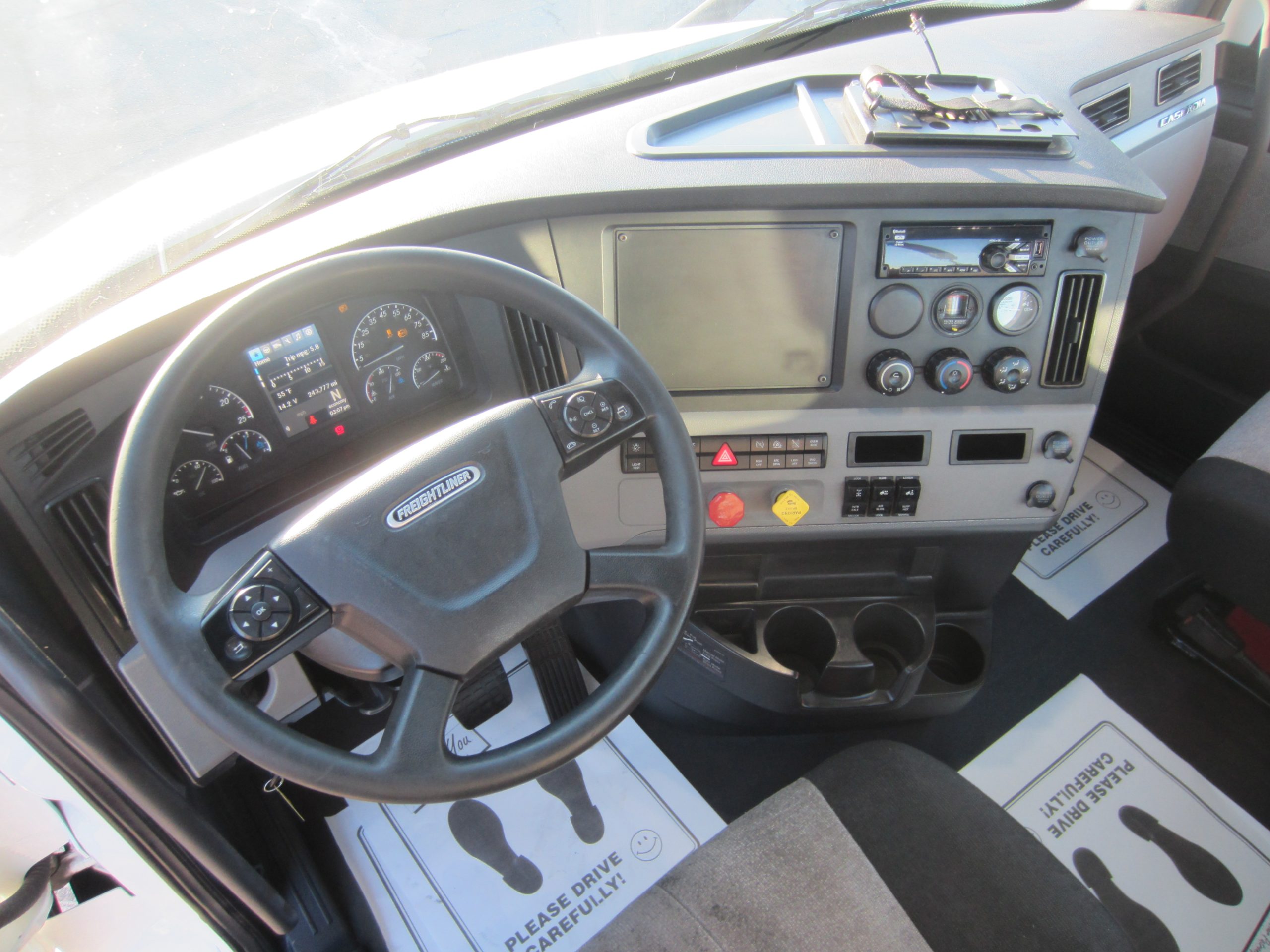 2021 Freightliner PE116DC 2021 Freightliner PE116DC - image 5 of 6