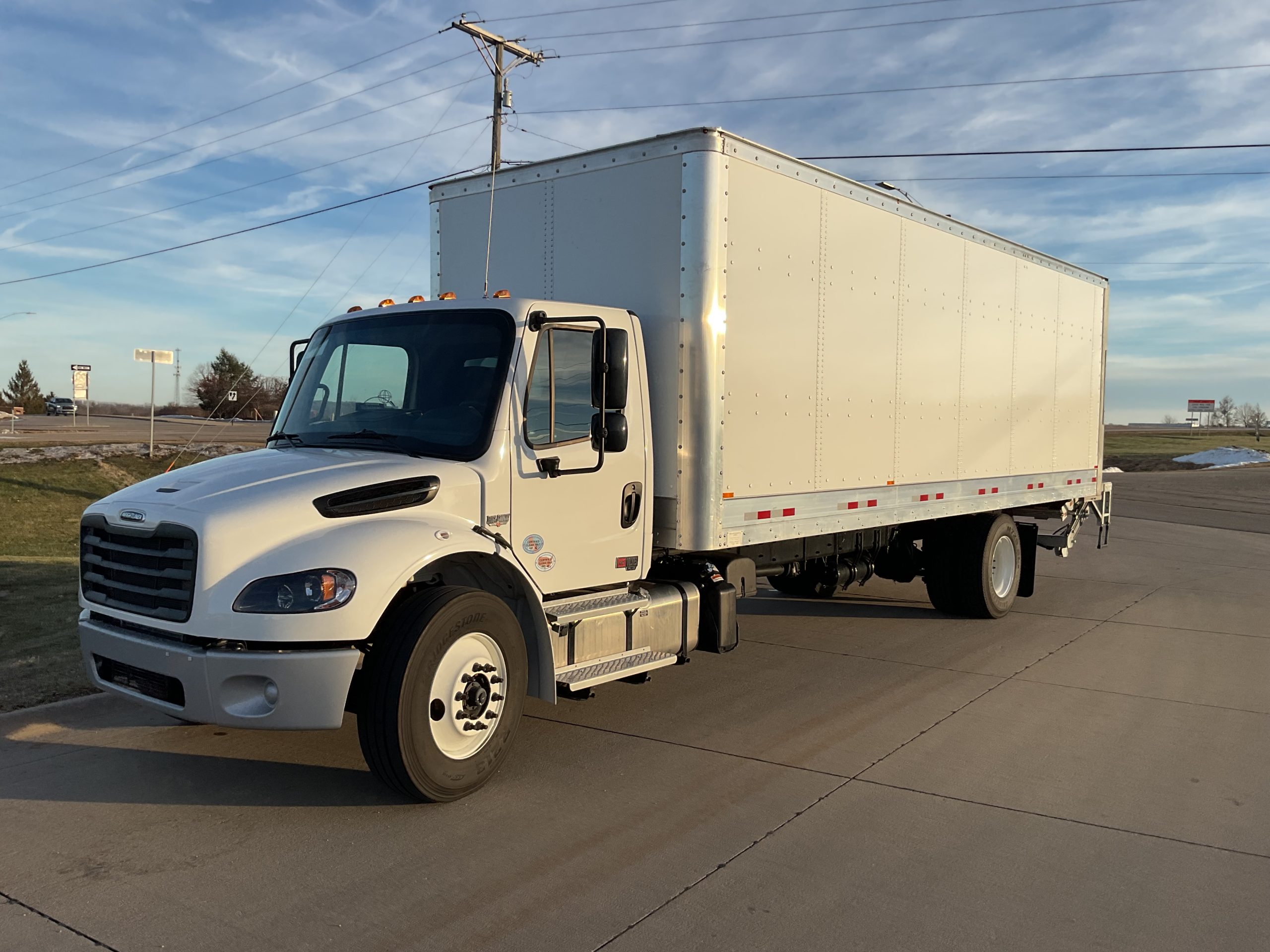 2026 Freightliner M2106 2026 Freightliner M2106 - image 1 of 6