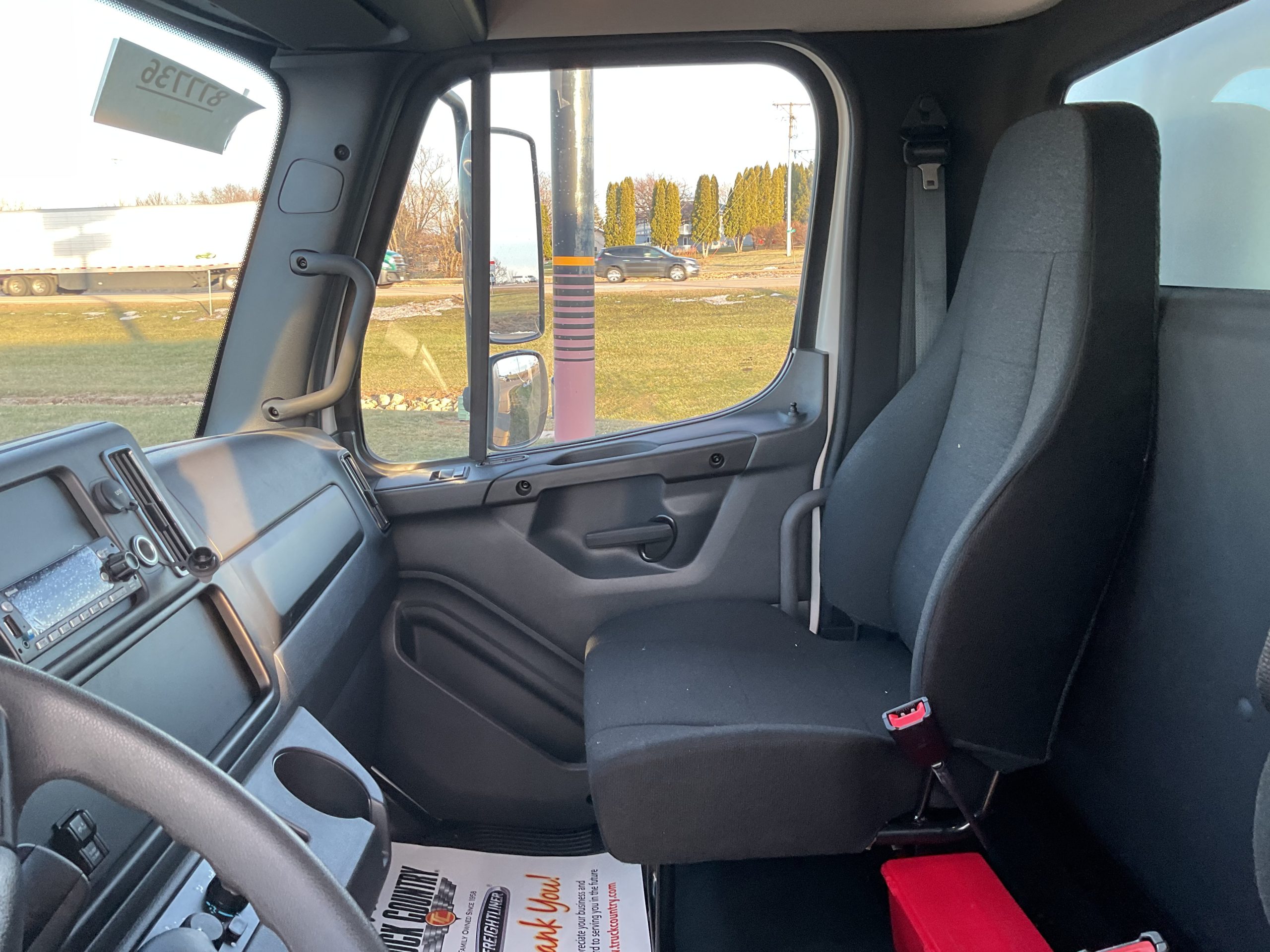 2026 Freightliner M2106 2026 Freightliner M2106 - image 5 of 6