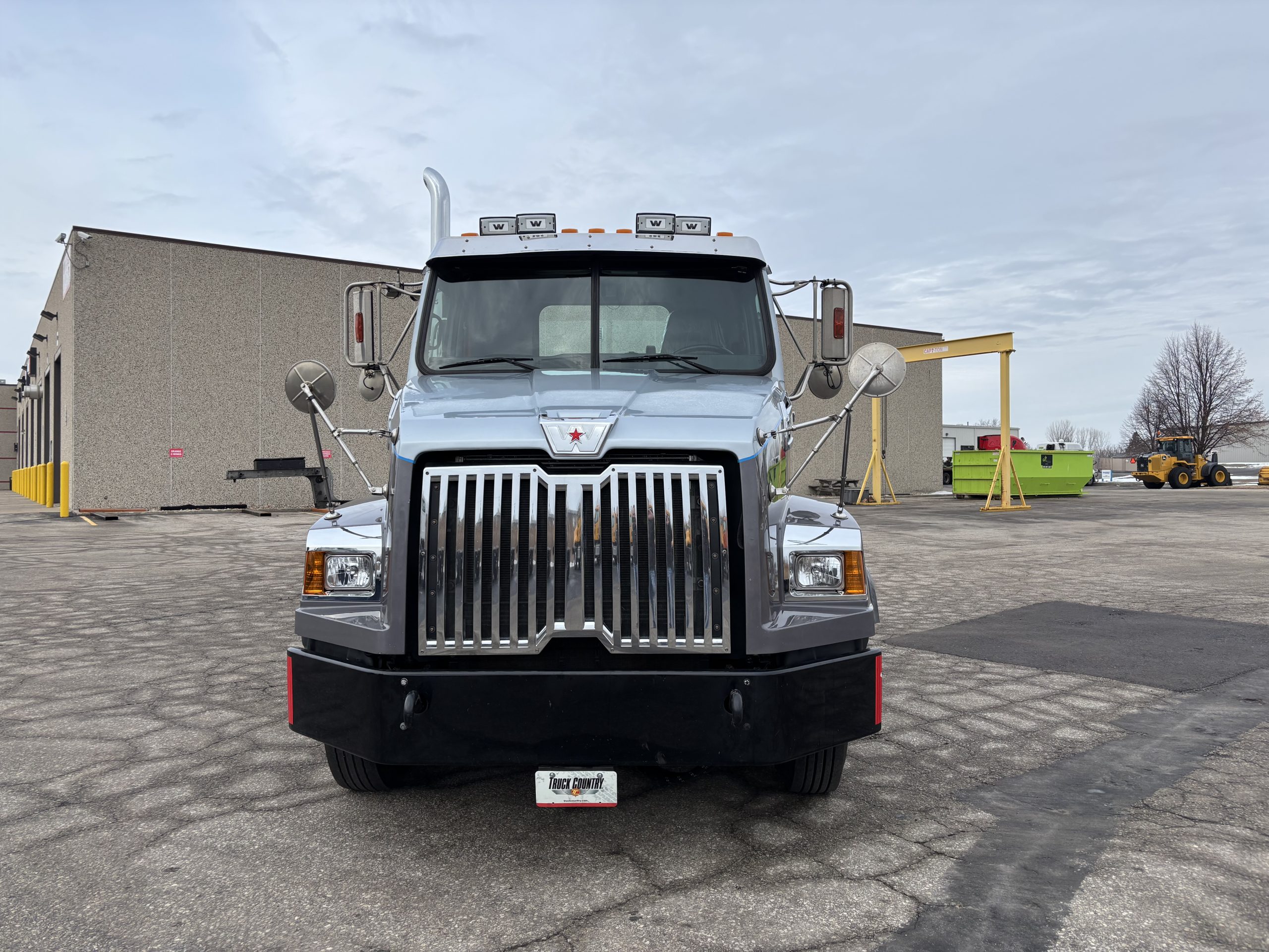 2021 Western Star 4700SB 2021 Western Star 4700SB - image 2 of 6