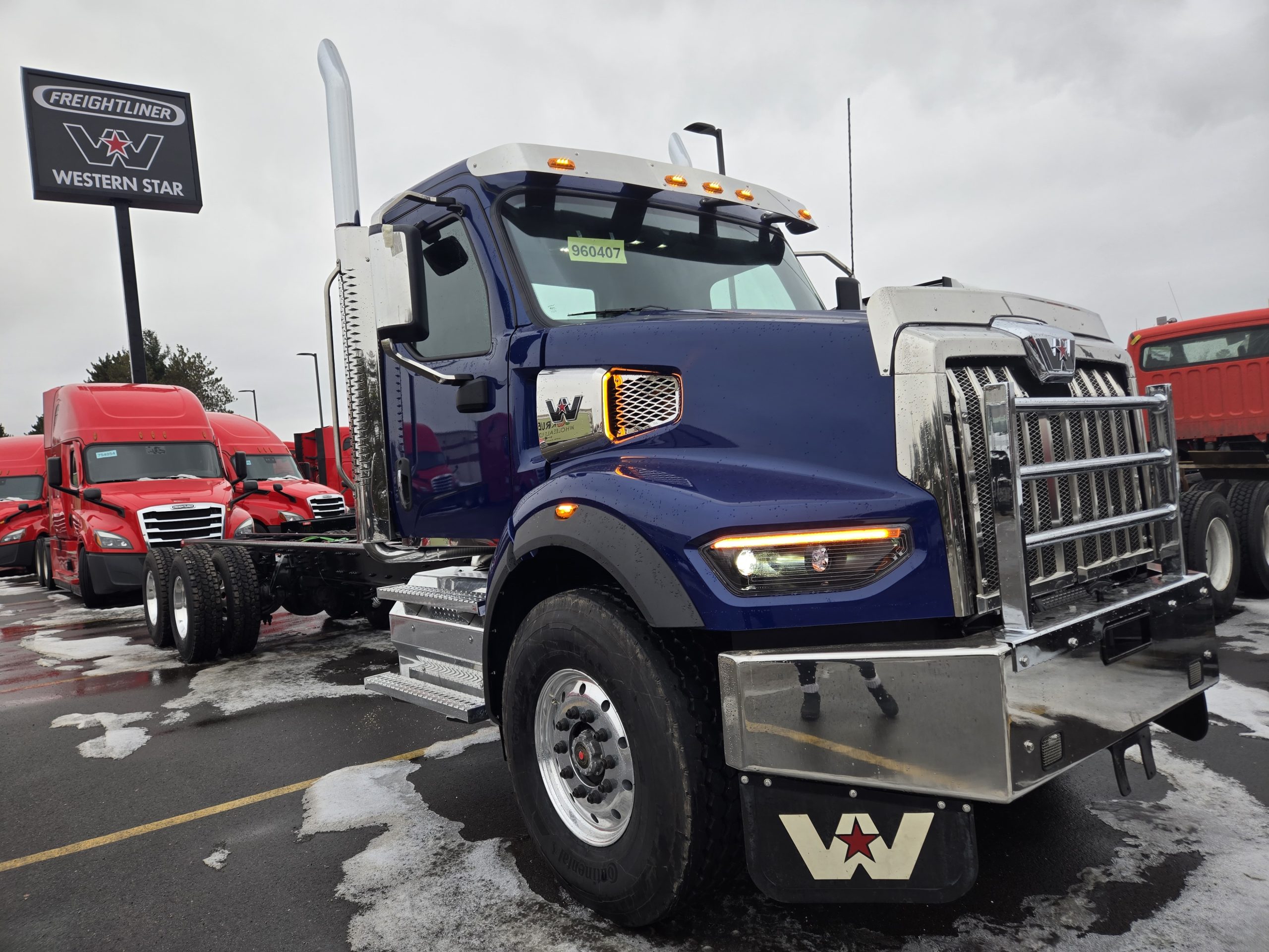 2026 Western Star 49X 2026 Western Star 49X - image 4 of 6