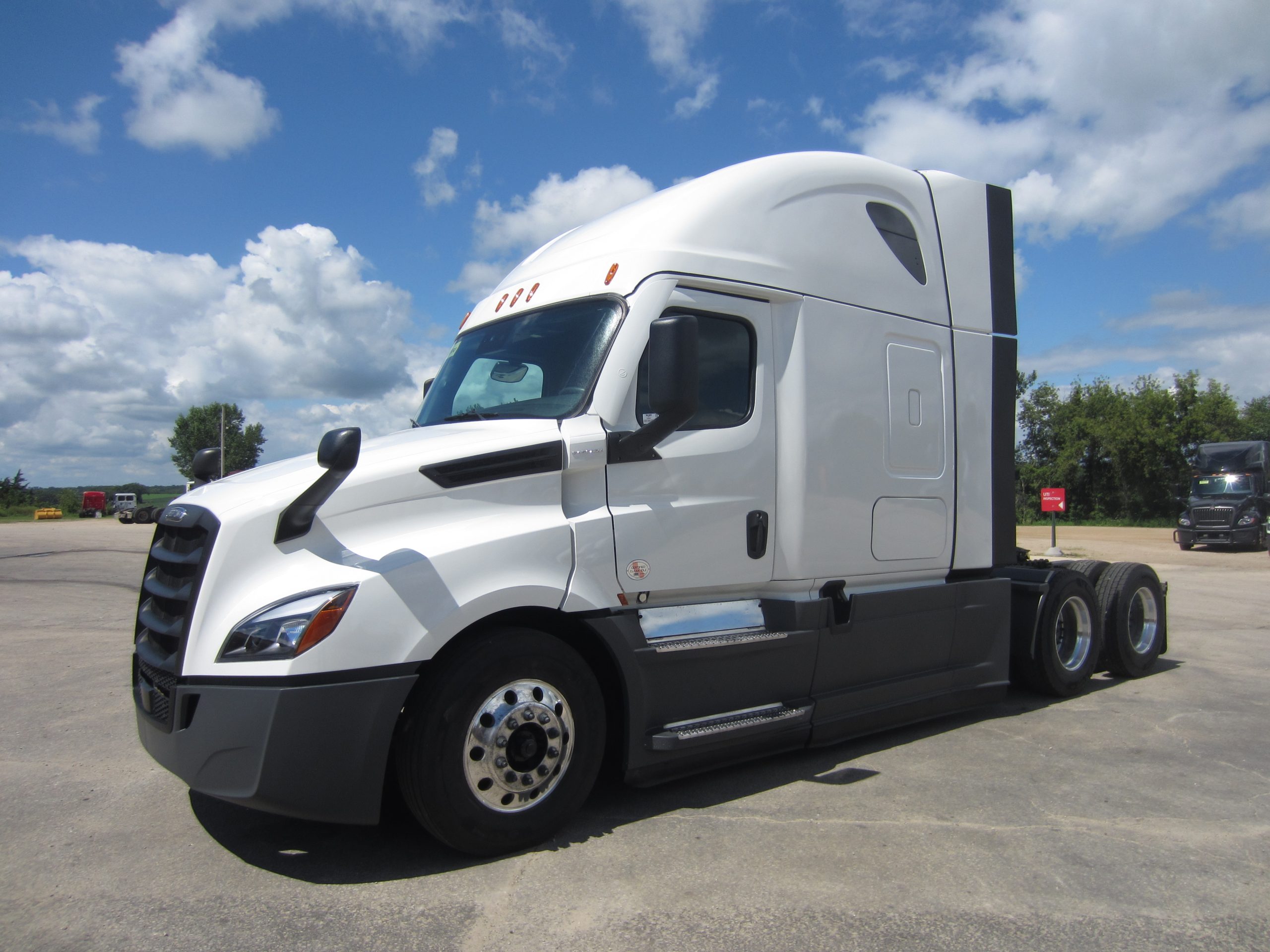 2022 Freightliner PT126 2022 Freightliner PT126 - image 1 of 6