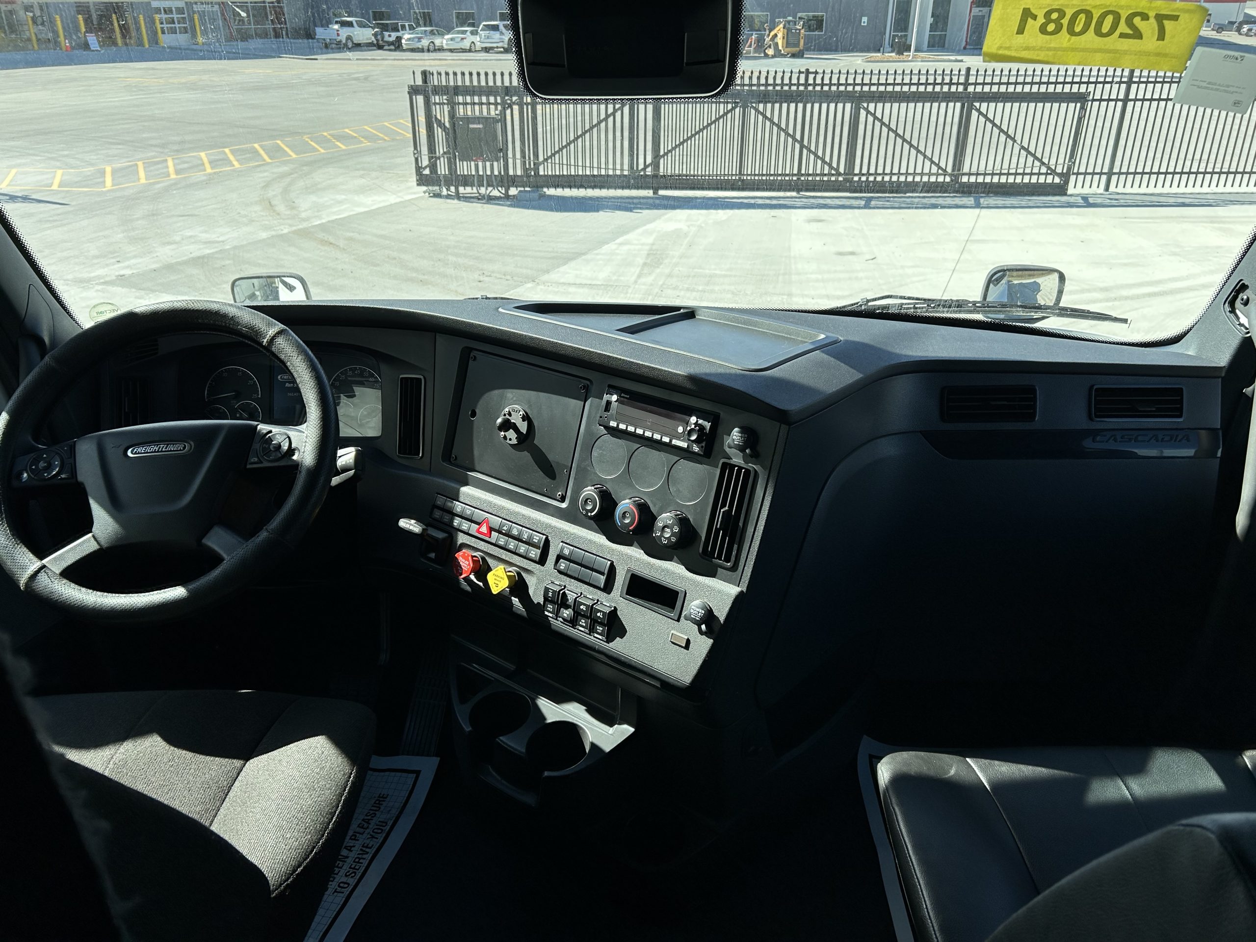 2023 Freightliner PT126SLP 068Rf00000UNGSd 2023 Freightliner PT126SLP 068Rf00000UNGSd