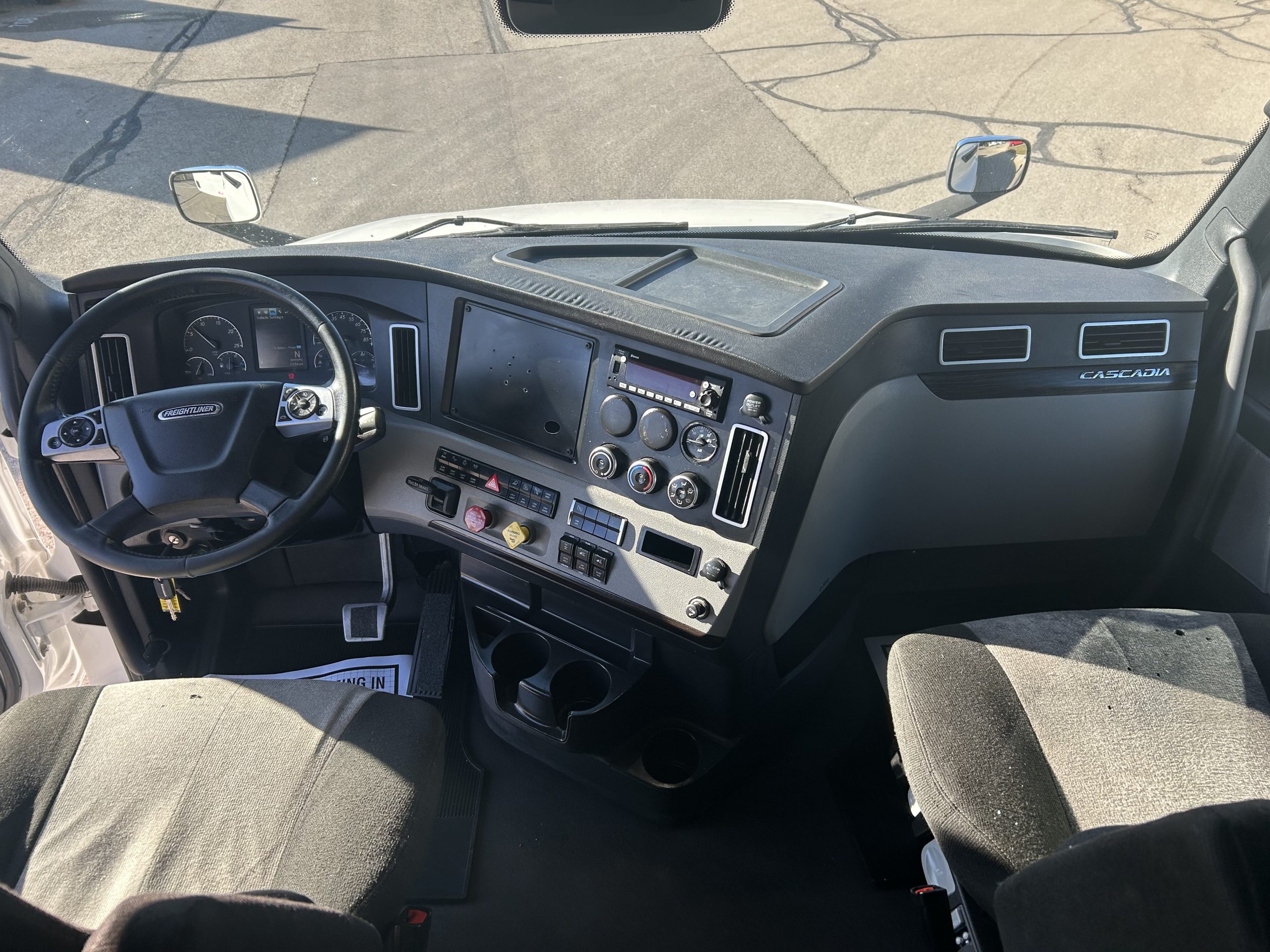 2022 Freightliner PT126 2022 Freightliner PT126 - image 5 of 6