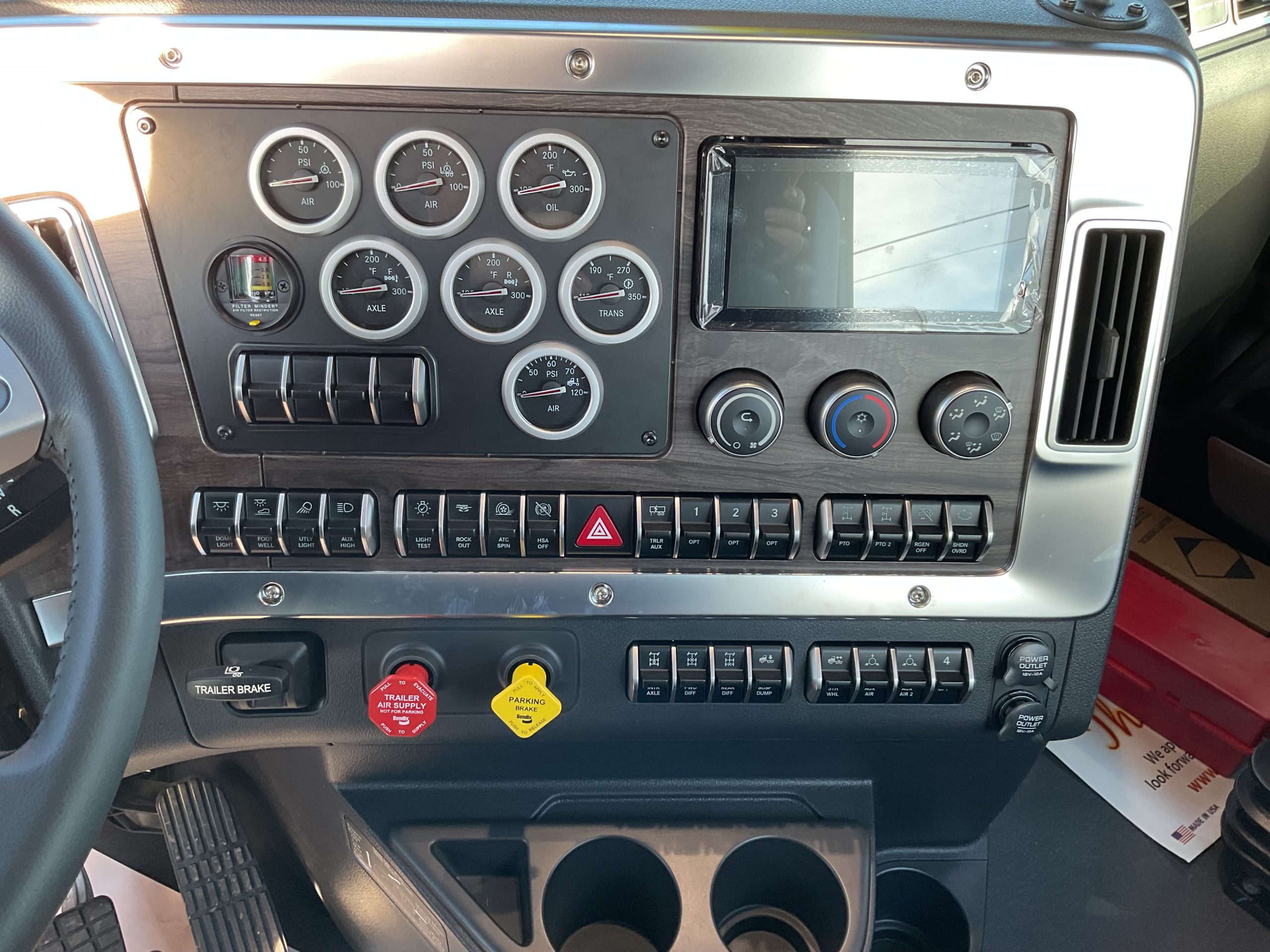 2026 Western Star 49X 2026 Western Star 49X - image 6 of 6