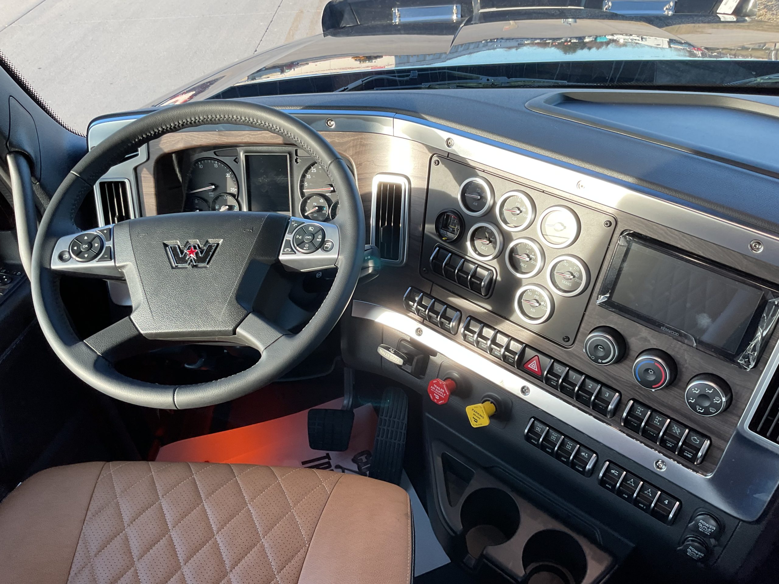 2026 Western Star 49X 2026 Western Star 49X - image 5 of 6