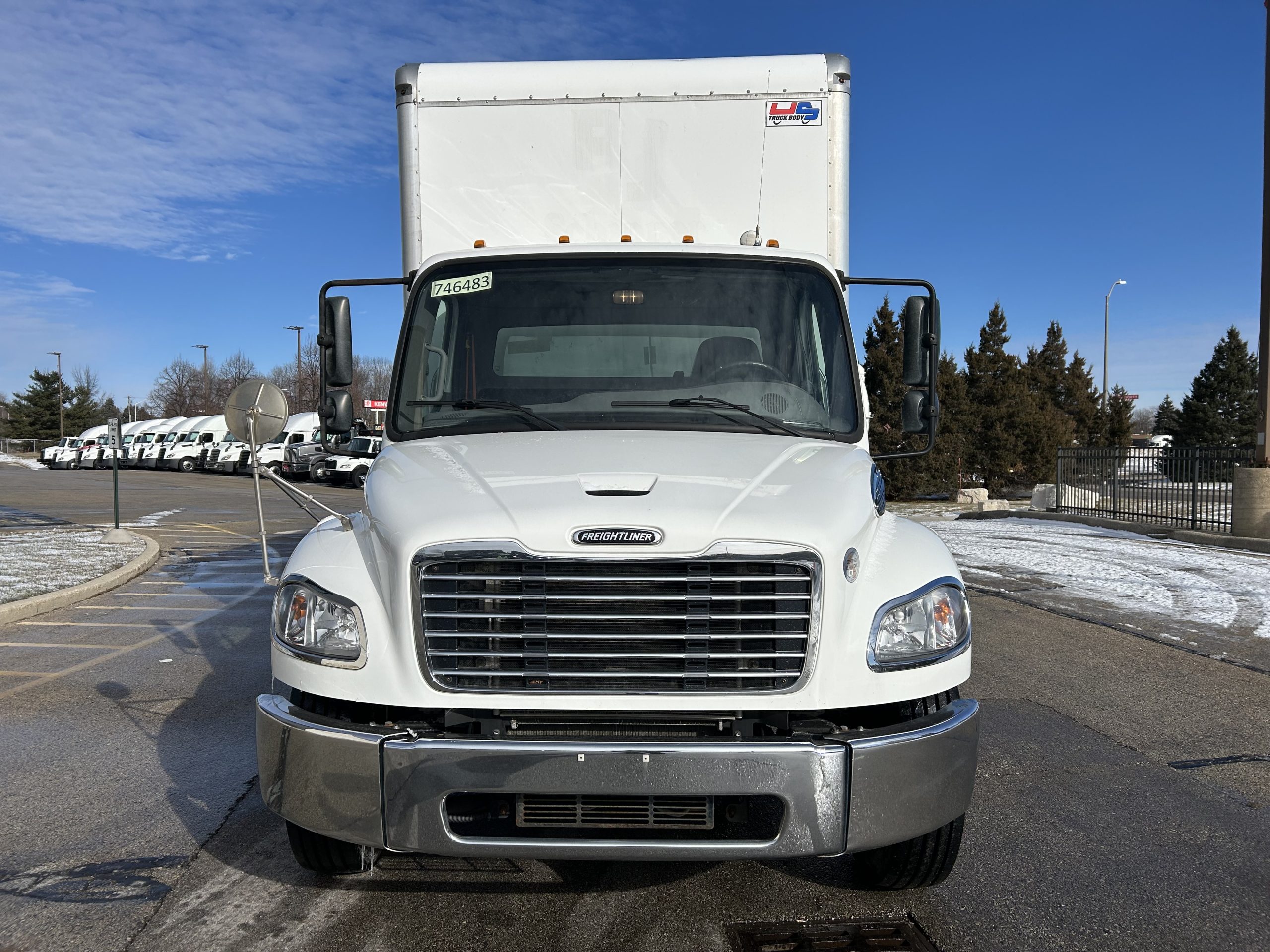 2023 Freightliner M2 106 2023 Freightliner M2 106 - image 2 of 6