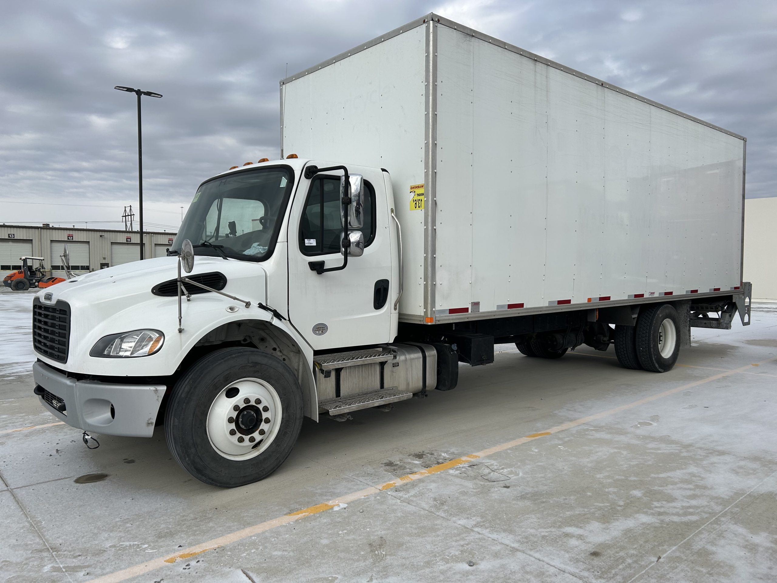 2021 Freightliner M2 106 2021 Freightliner M2 106 - image 1 of 1