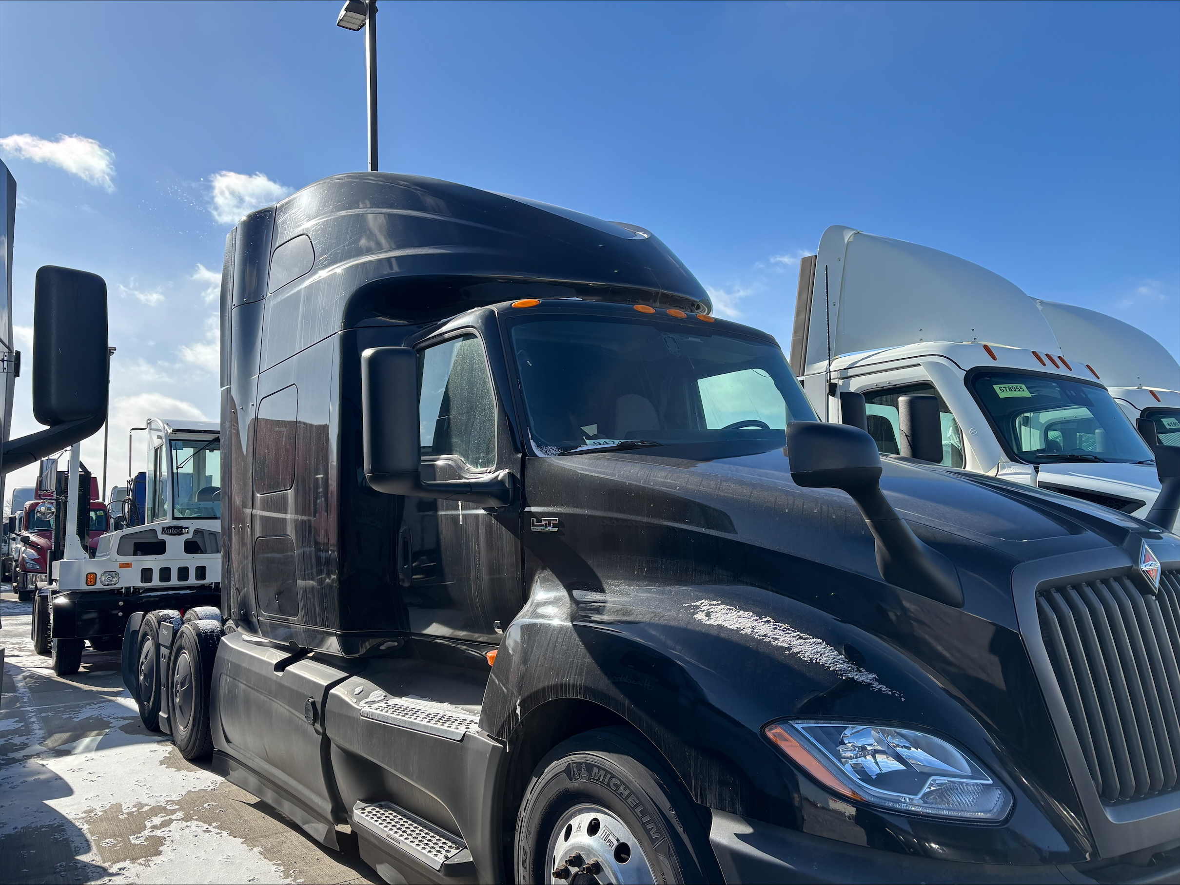 2022 International LT625 2022 International LT625 - image 5 of 6