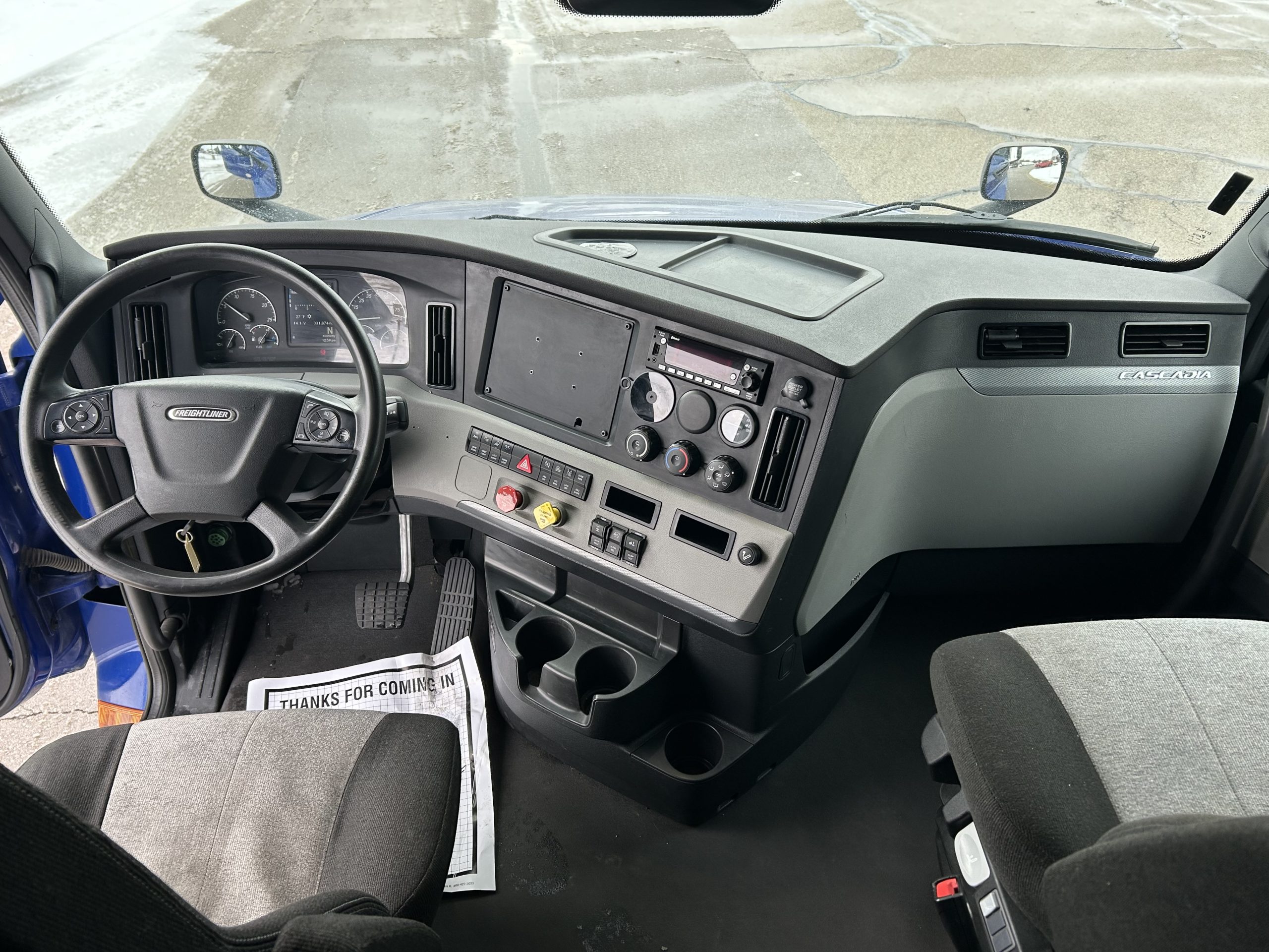 2022 Freightliner PT126SLP 2022 Freightliner PT126SLP - image 5 of 6