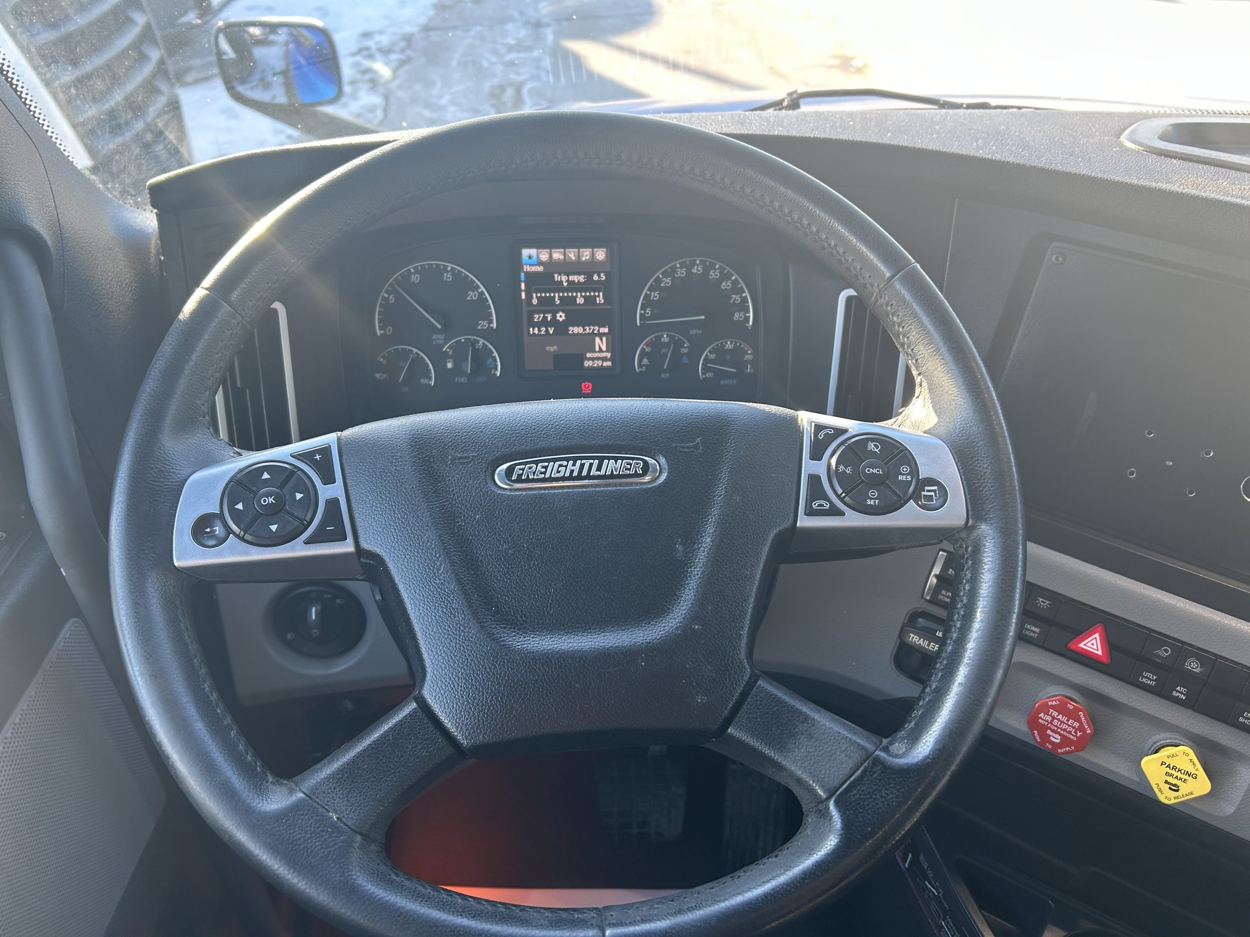 2024 Freightliner PT126 2024 Freightliner PT126 - image 5 of 6