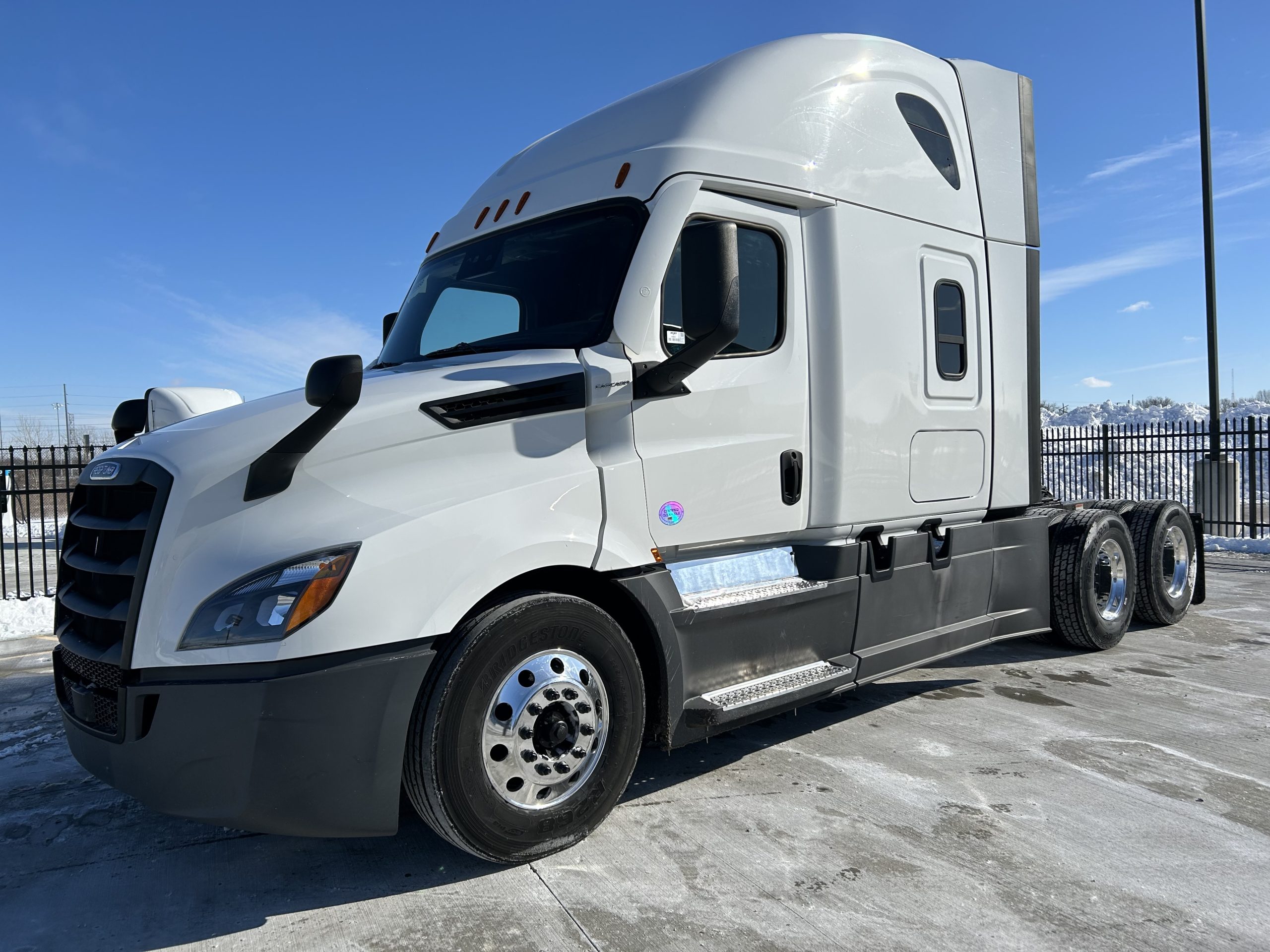 2023 Freightliner PT126SLP 2023 Freightliner PT126SLP - image 1 of 6