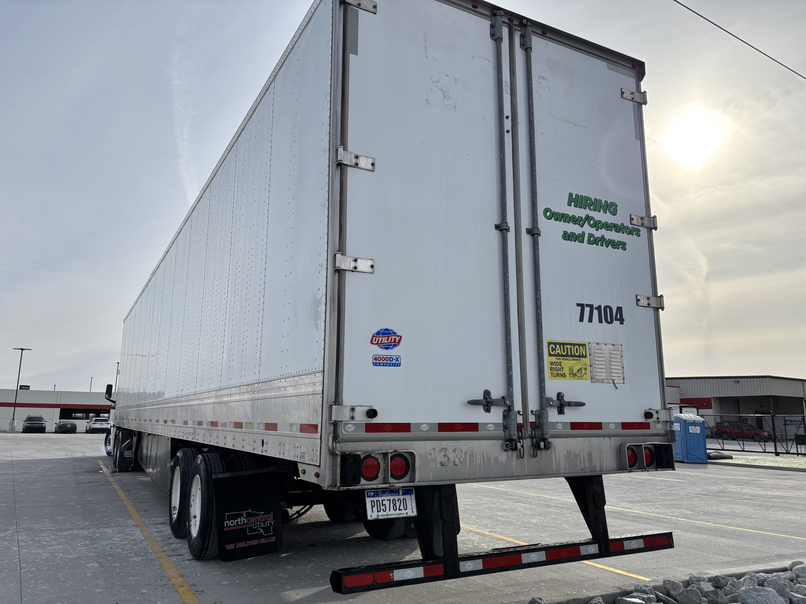 2022 UTILITY 4000DX 2022 UTILITY 4000DX - image 3 of 6