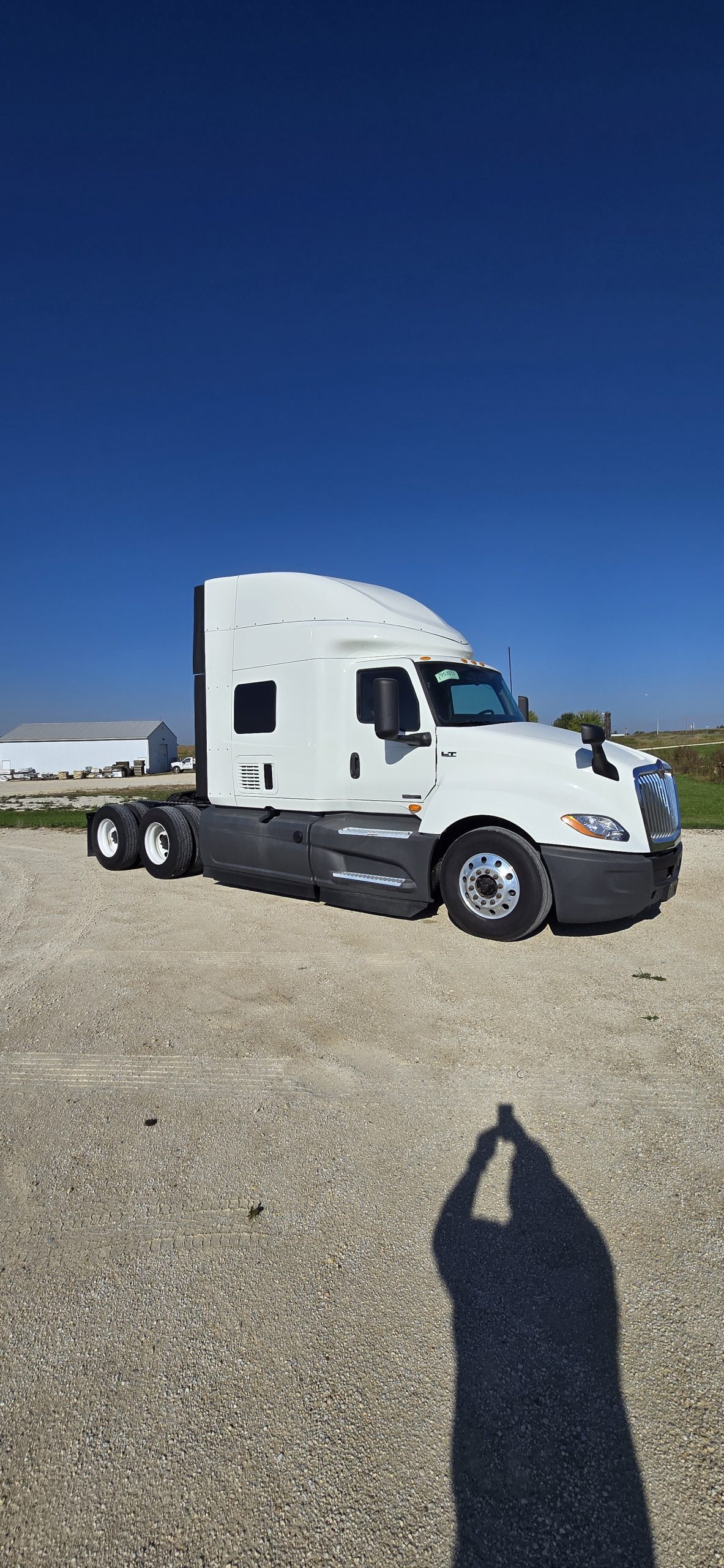 2022 International LT625 2022 International LT625 - image 5 of 6