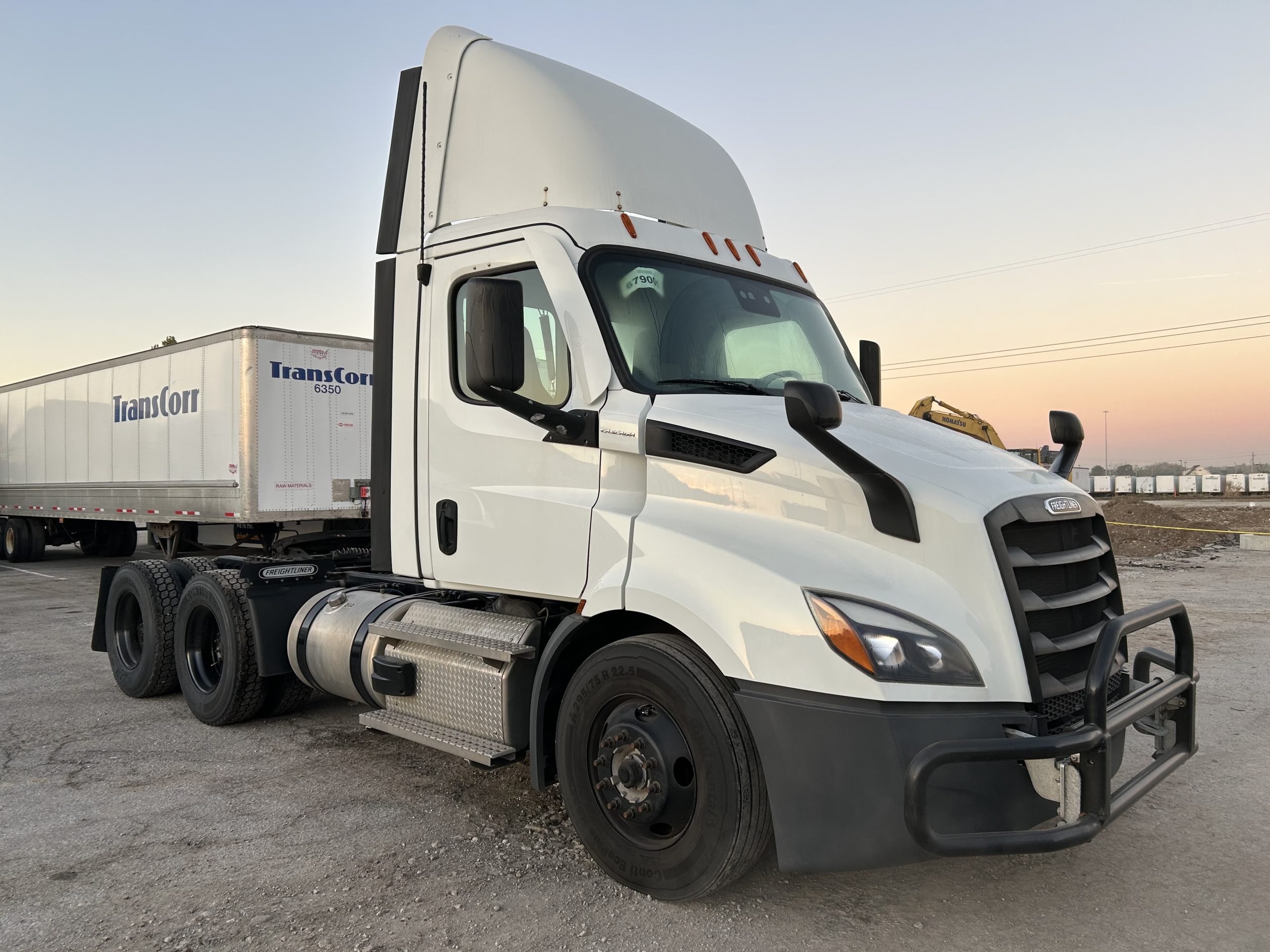2021 Freightliner PE116 2021 Freightliner PE116 - image 4 of 6
