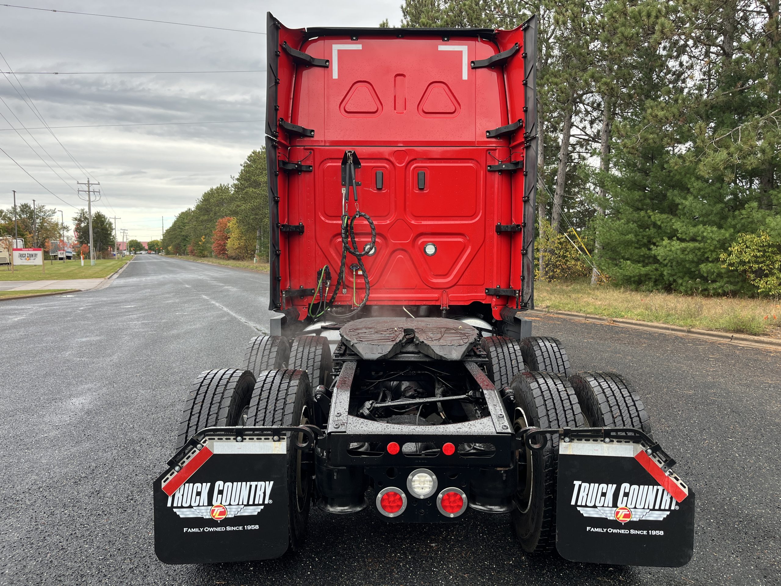 2022 Freightliner PT126SLP 2022 Freightliner PT126SLP - image 5 of 6