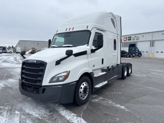 2023 Freightliner PT126SLP 2023 Freightliner PT126SLP - image 1 of 6