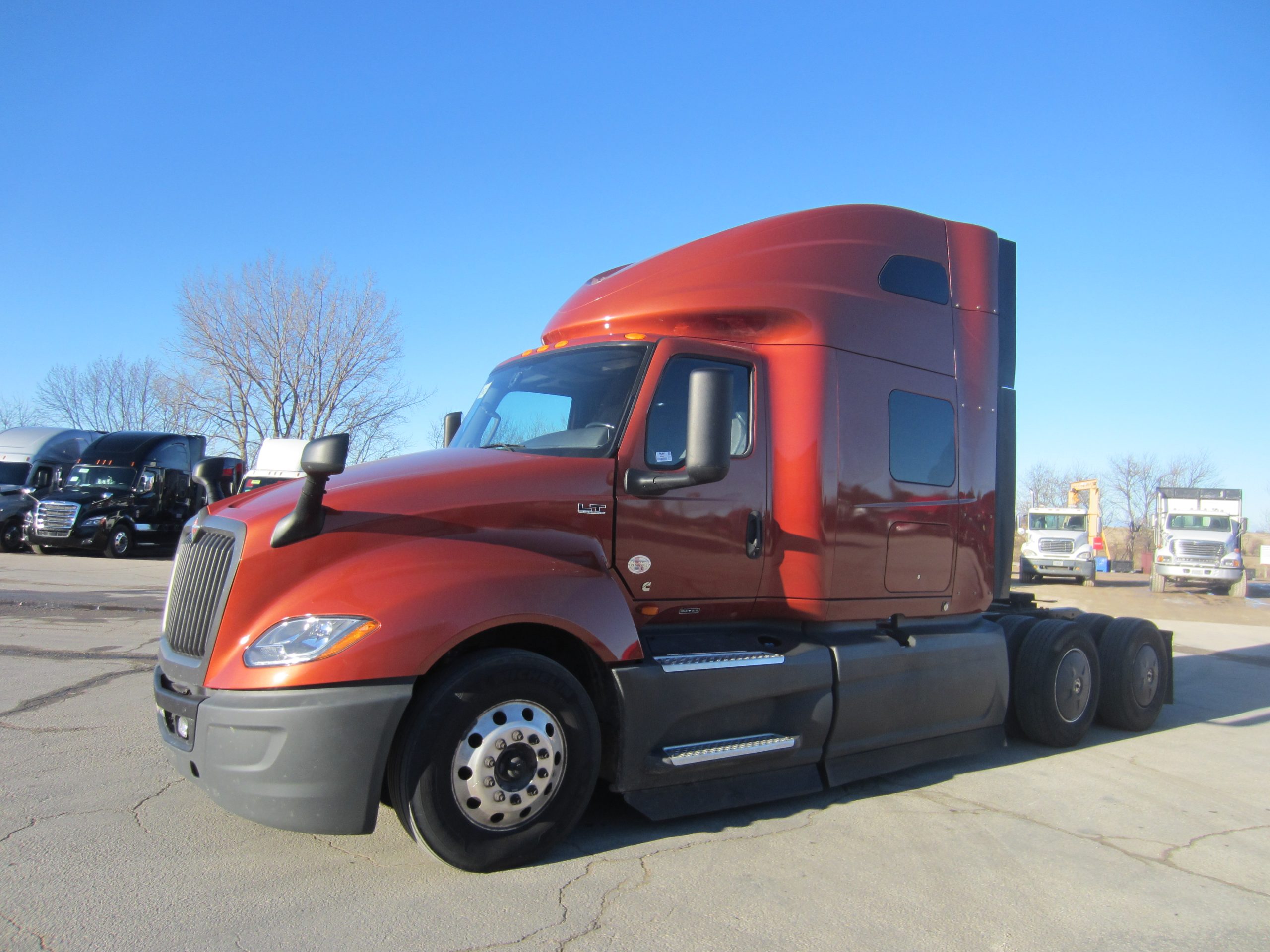 2023 International LT625 2023 International LT625 - image 1 of 6