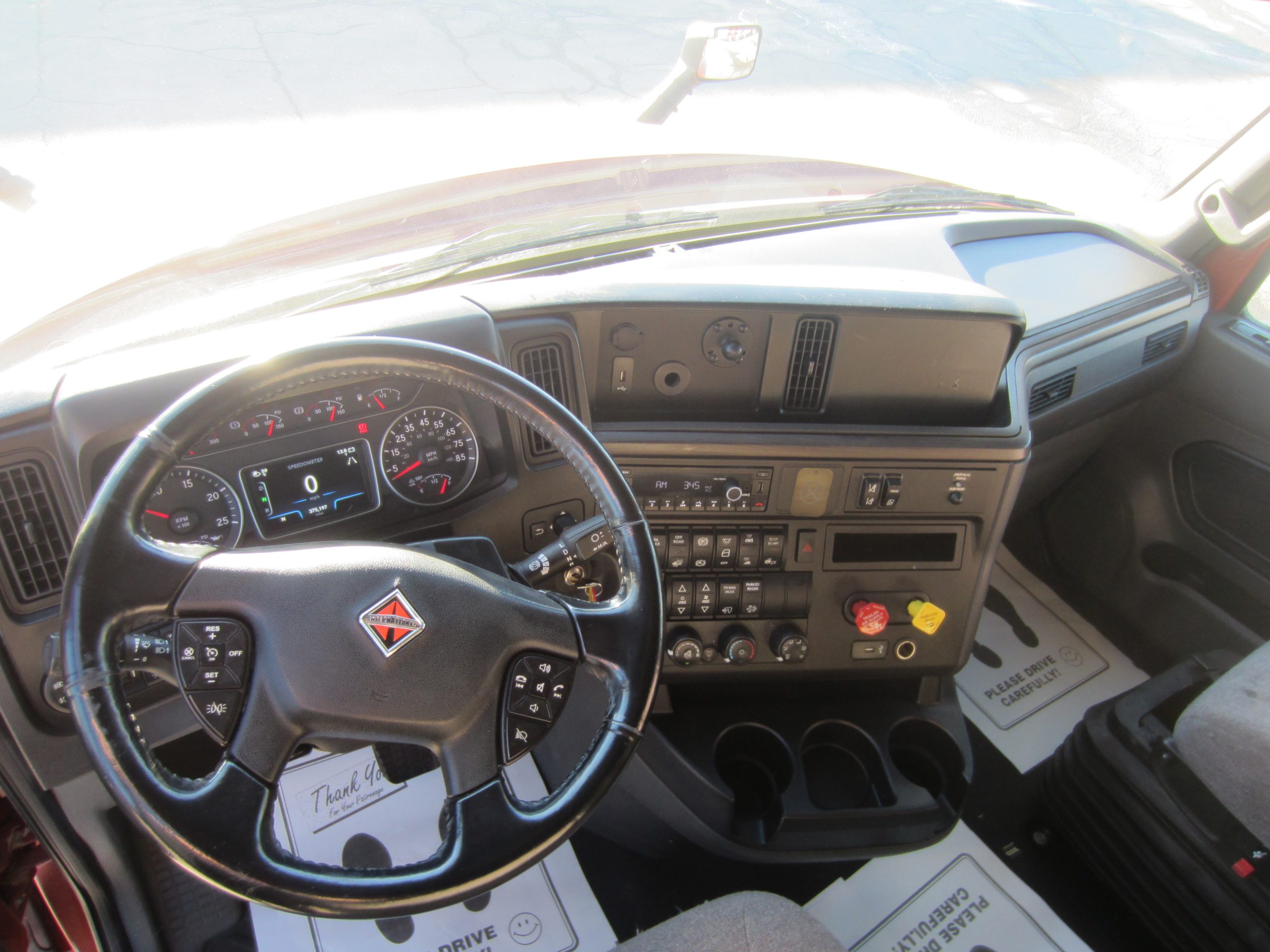 2023 International LT625 2023 International LT625 - image 5 of 6