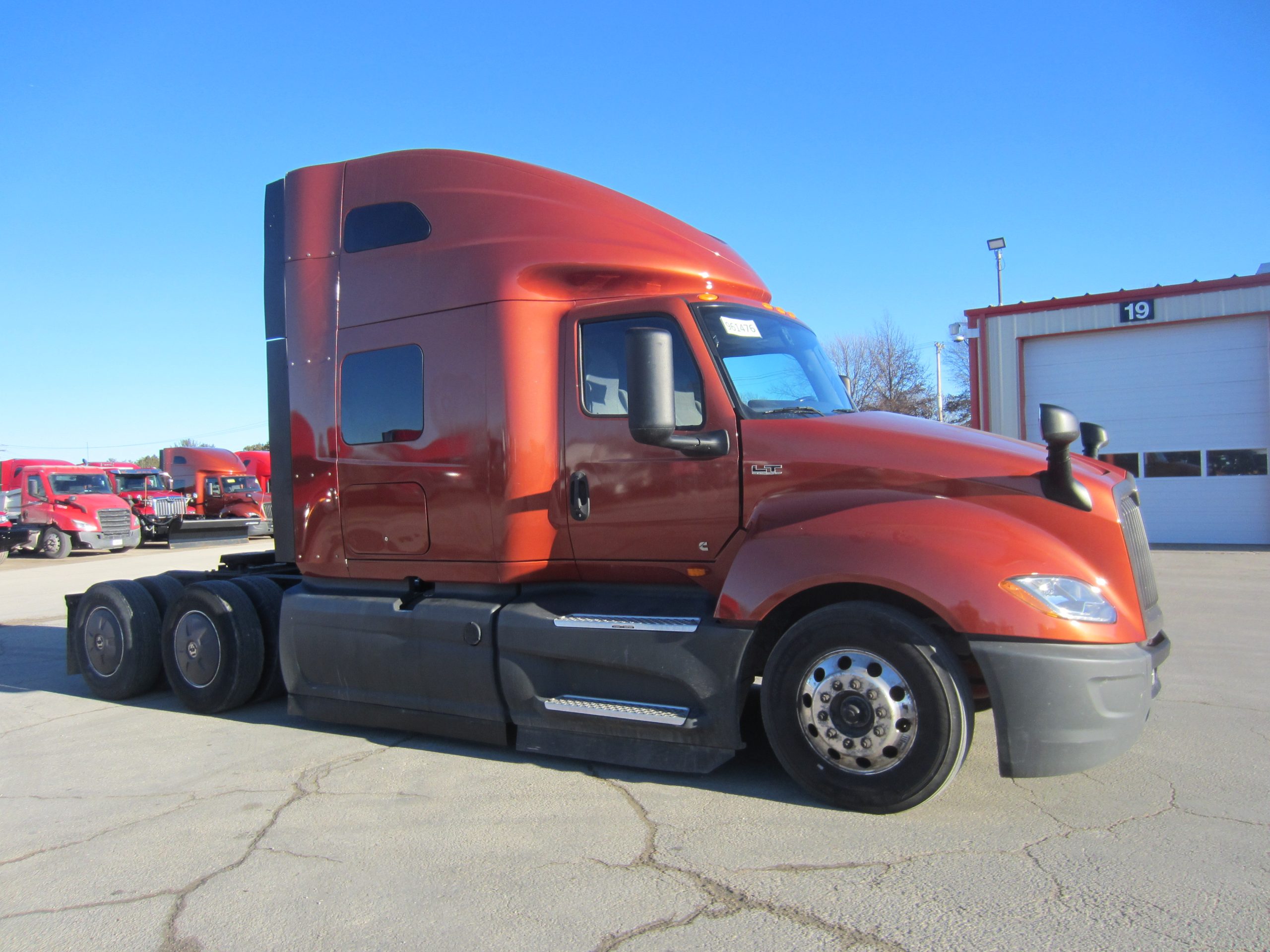 2023 International LT625 2023 International LT625 - image 3 of 6